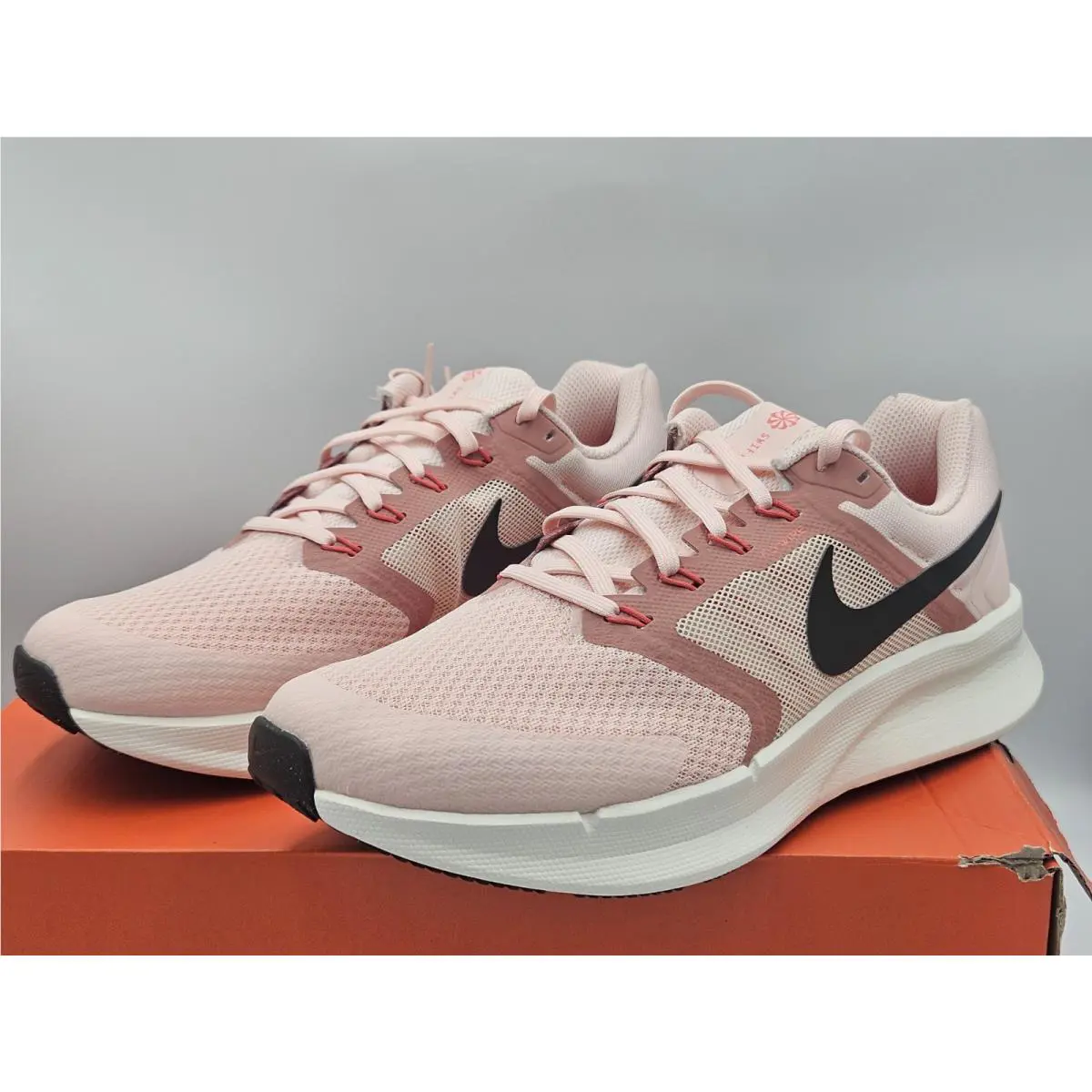 Nike shoes - Nike Run Swift 3 - Run Swift - DR2698-602 - Pink 0