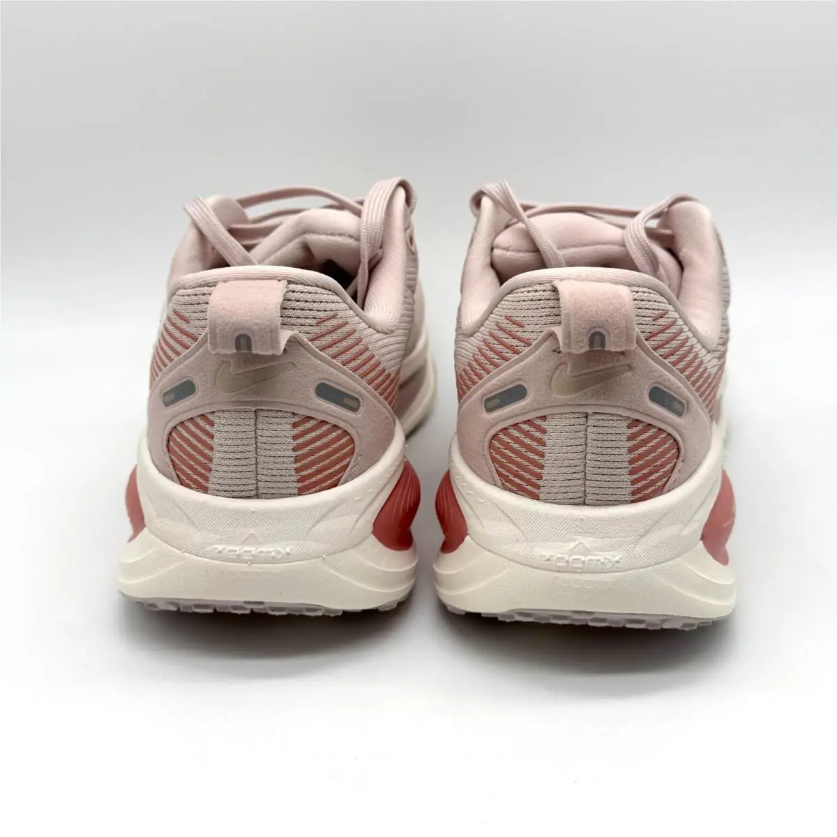 Nike shoes - Nike Vomero 18 - Vomero - HM6804-605 - Silt Red/ Chalk Red Stardust 2