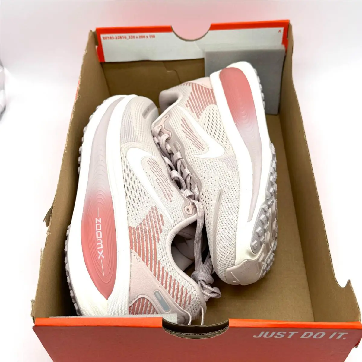 Nike shoes - Nike Vomero 18 - Vomero - HM6804-605 - Silt Red/ Chalk Red Stardust 7