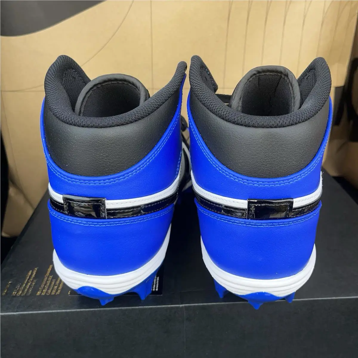 Nike shoes - Air Jordan 1 Mid - Air Mid - FJ6805 401 - Blue 3
