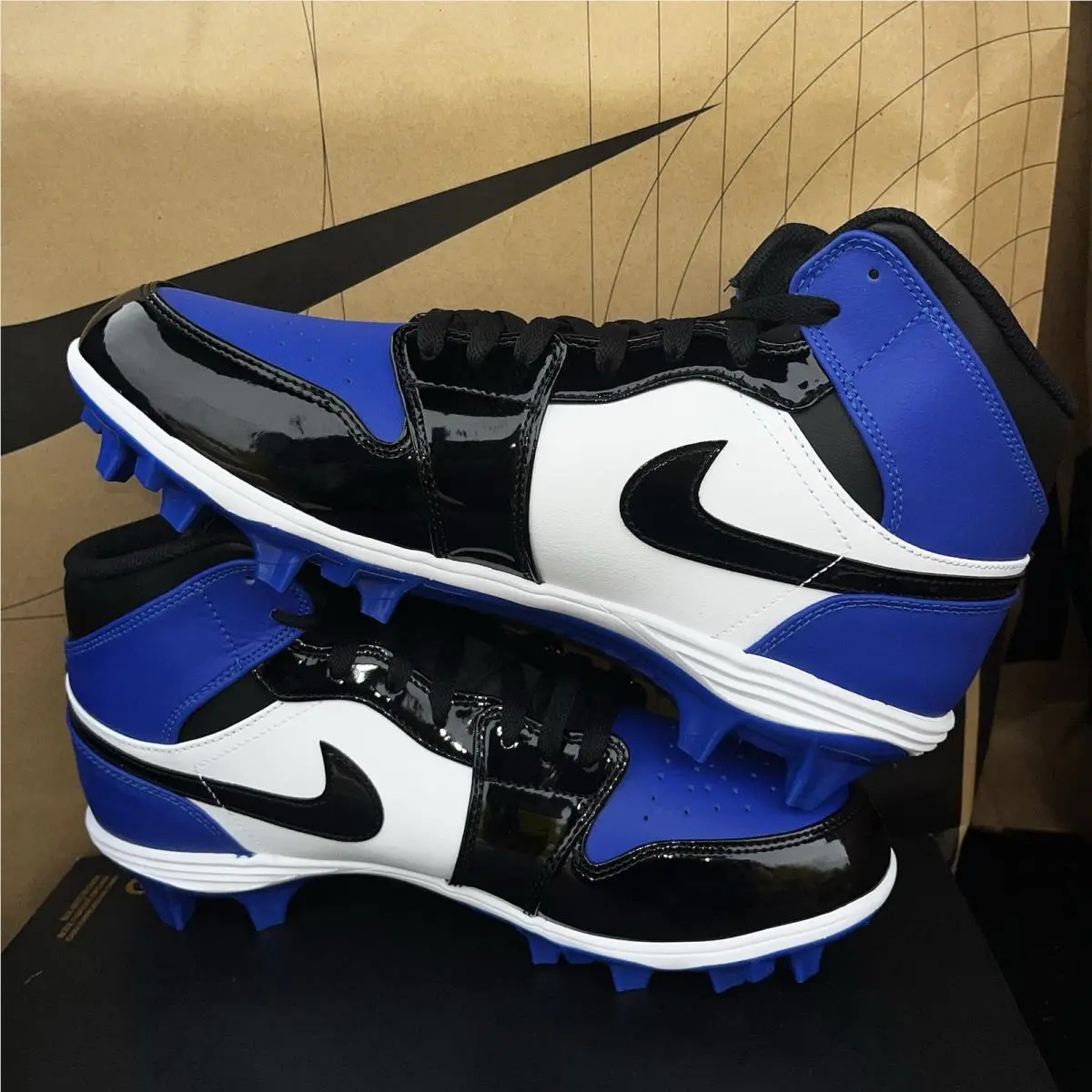 Nike shoes - Jordan 1 Mid - Mid - FJ6805-401 - Multicolor 1