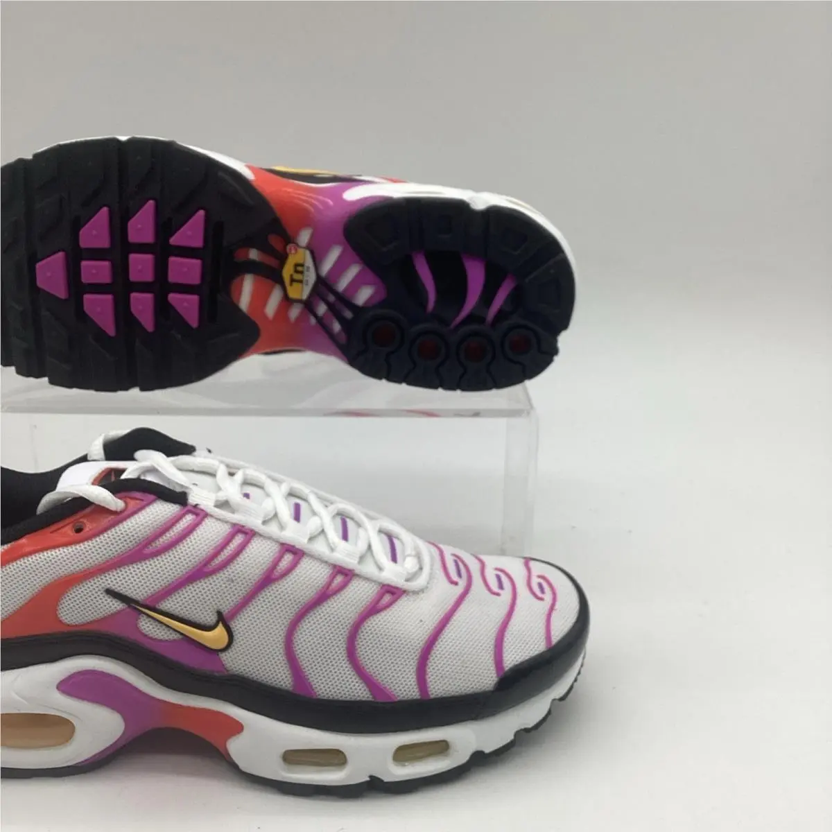 Nike shoes - Nike Air Max Plus - Air Max Plus - DZ3671-100 - Pink 0