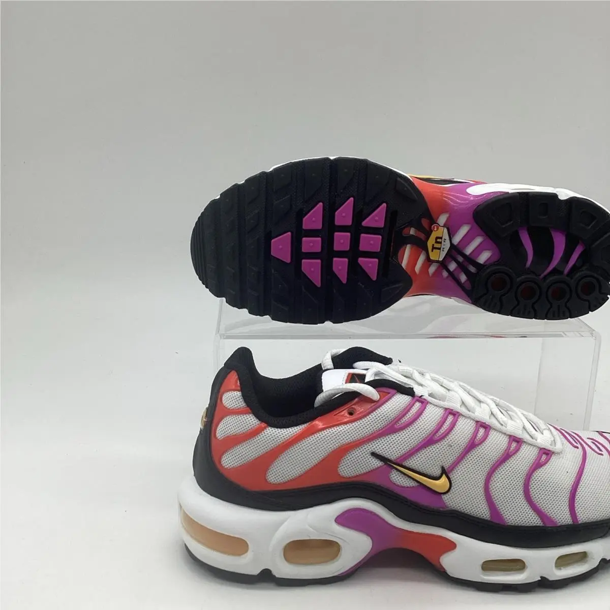 Nike shoes - Nike Air Max Plus - Air Max Plus - DZ3671-100 - Pink 1