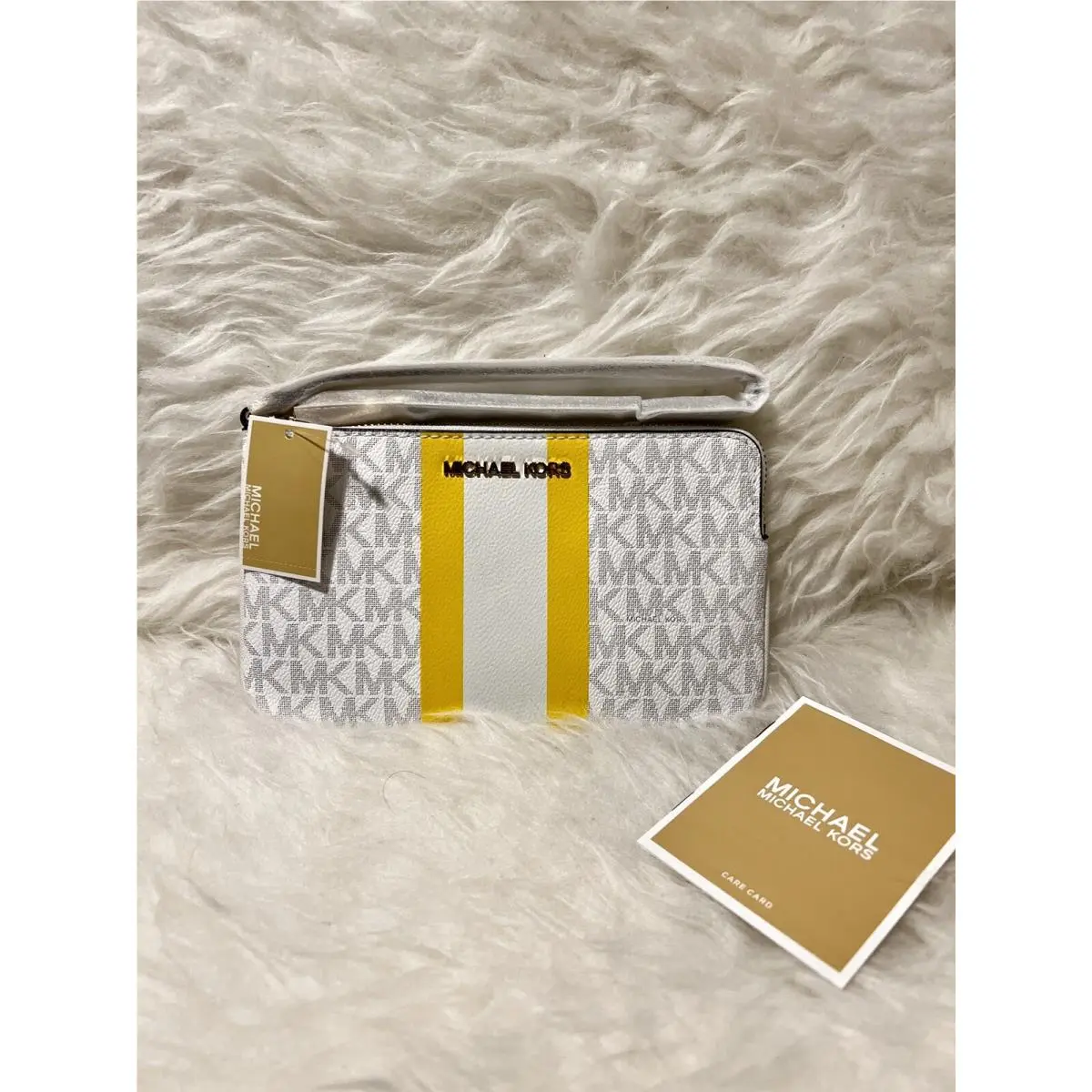 Michael Kors Logo Jet Set Travel Wristlet W/yellow Strip-bright White