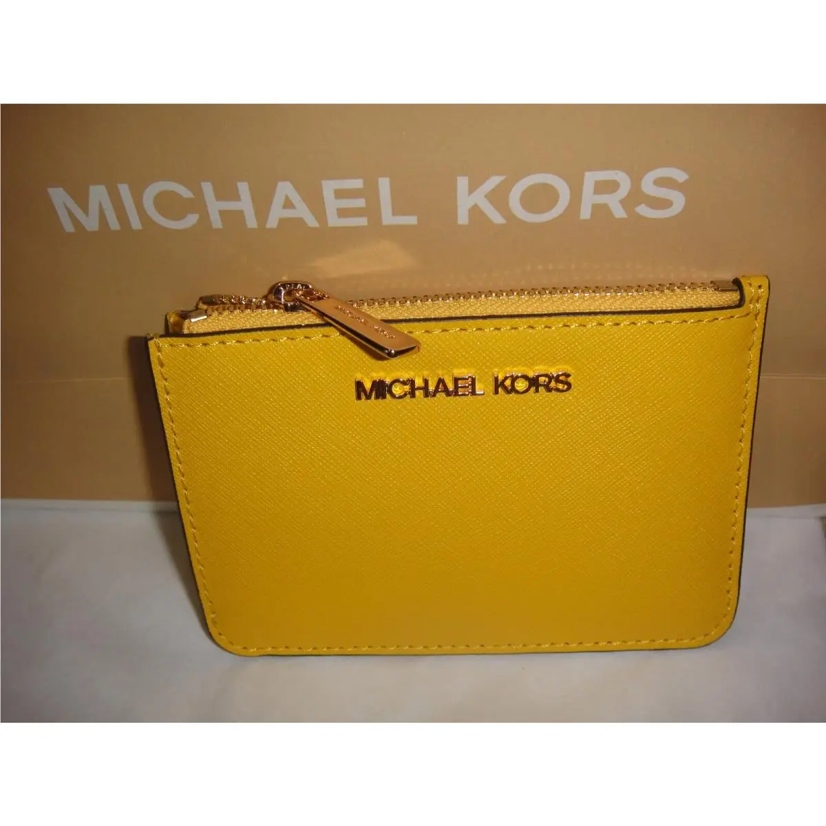 Michael Kors Coin Pouch with I.d. Key Chain Wallet