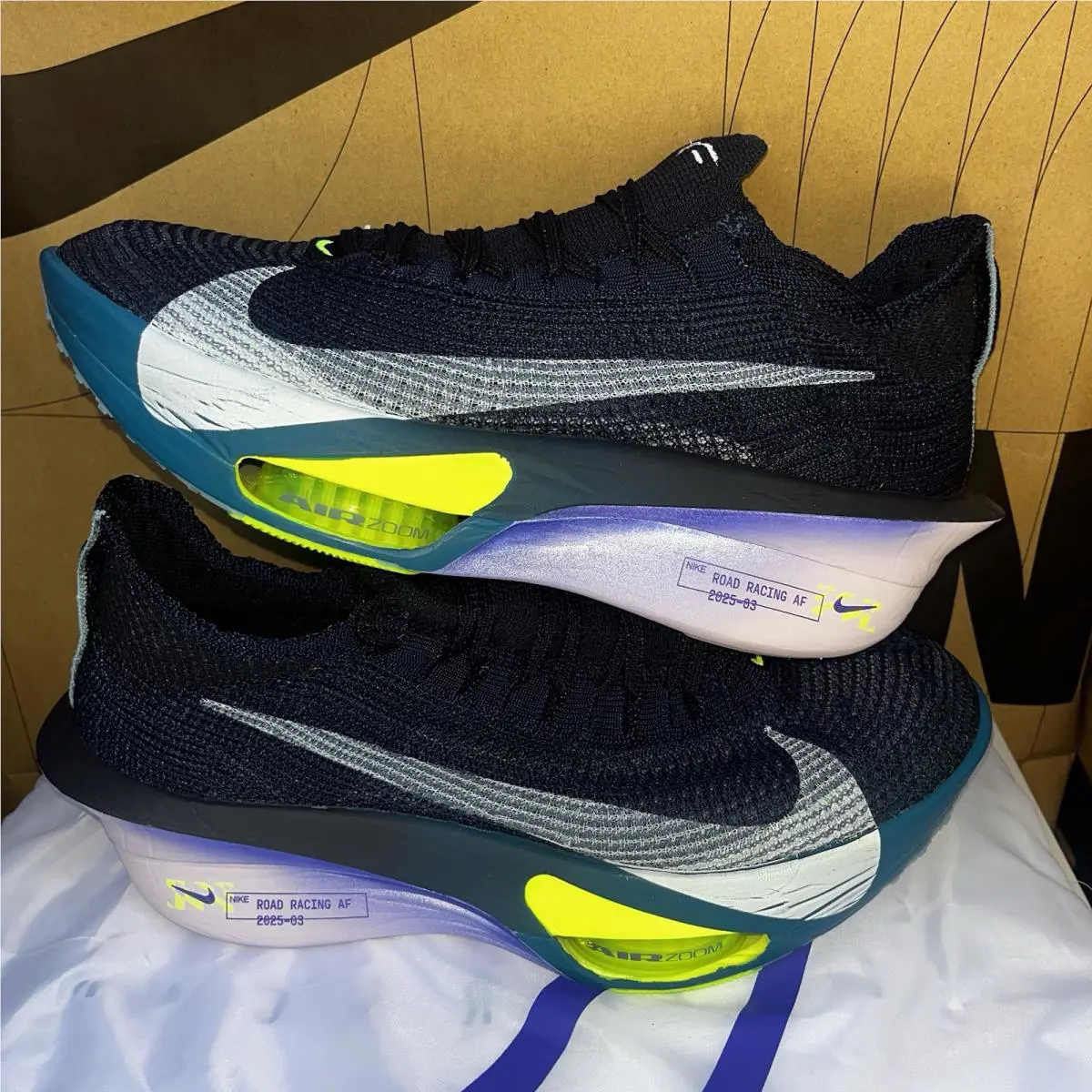 Nike shoes - Nike Air Zoom Alphafly - Air Zoom Alphafly - FD8311-401 - Multicolor 0