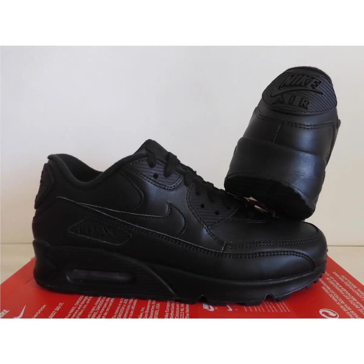 Nike shoes - Nike Air Max 90 - Air Max - 302519 001 - Black (UPC: 659658324831) 1