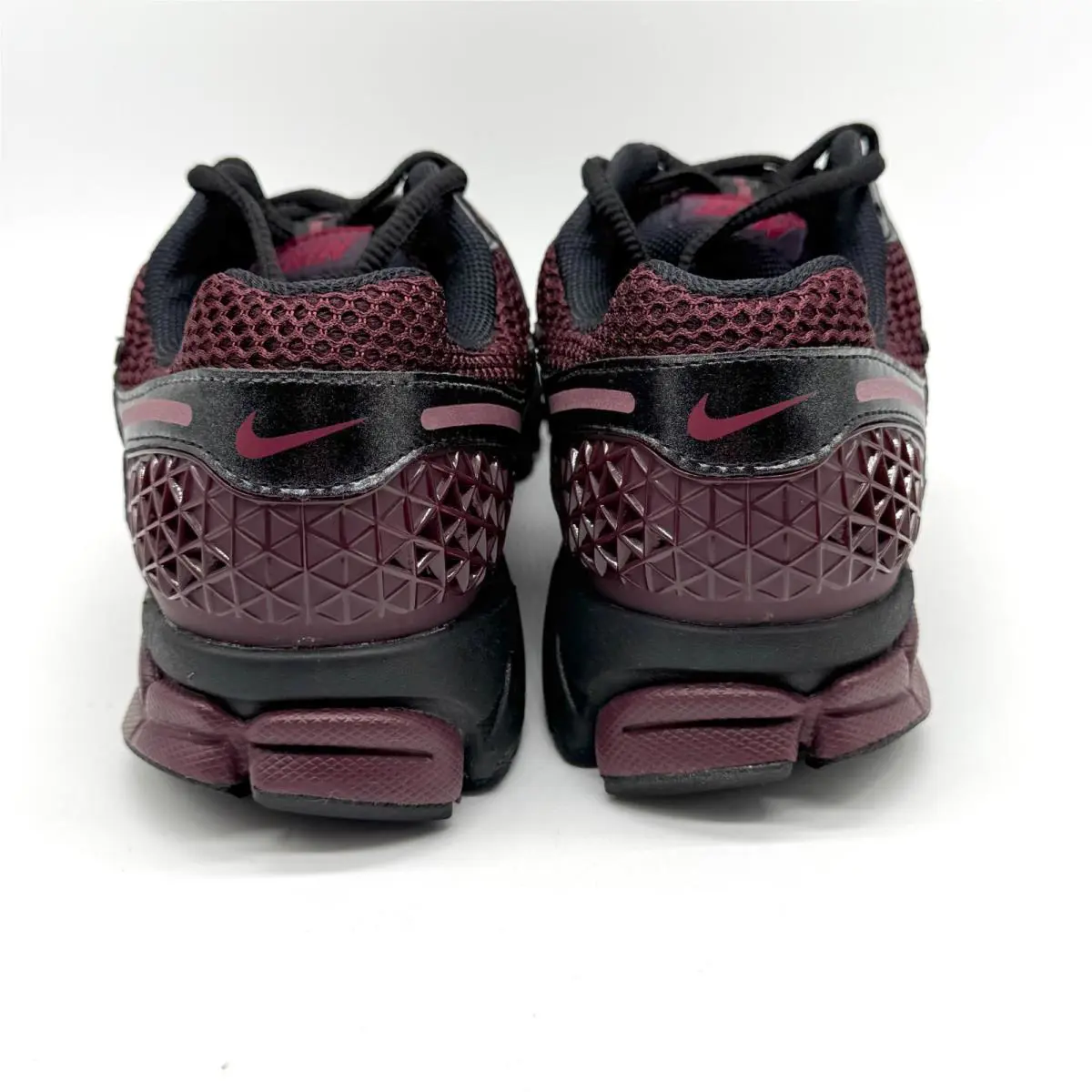 Nike shoes - Nike Zoom Vomero - Zoom Vomero - IB8929-002 - Multicolor 2
