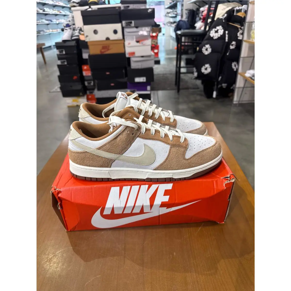 Nike shoes - Nike Dunk Low - Dunk Low - Brown 2