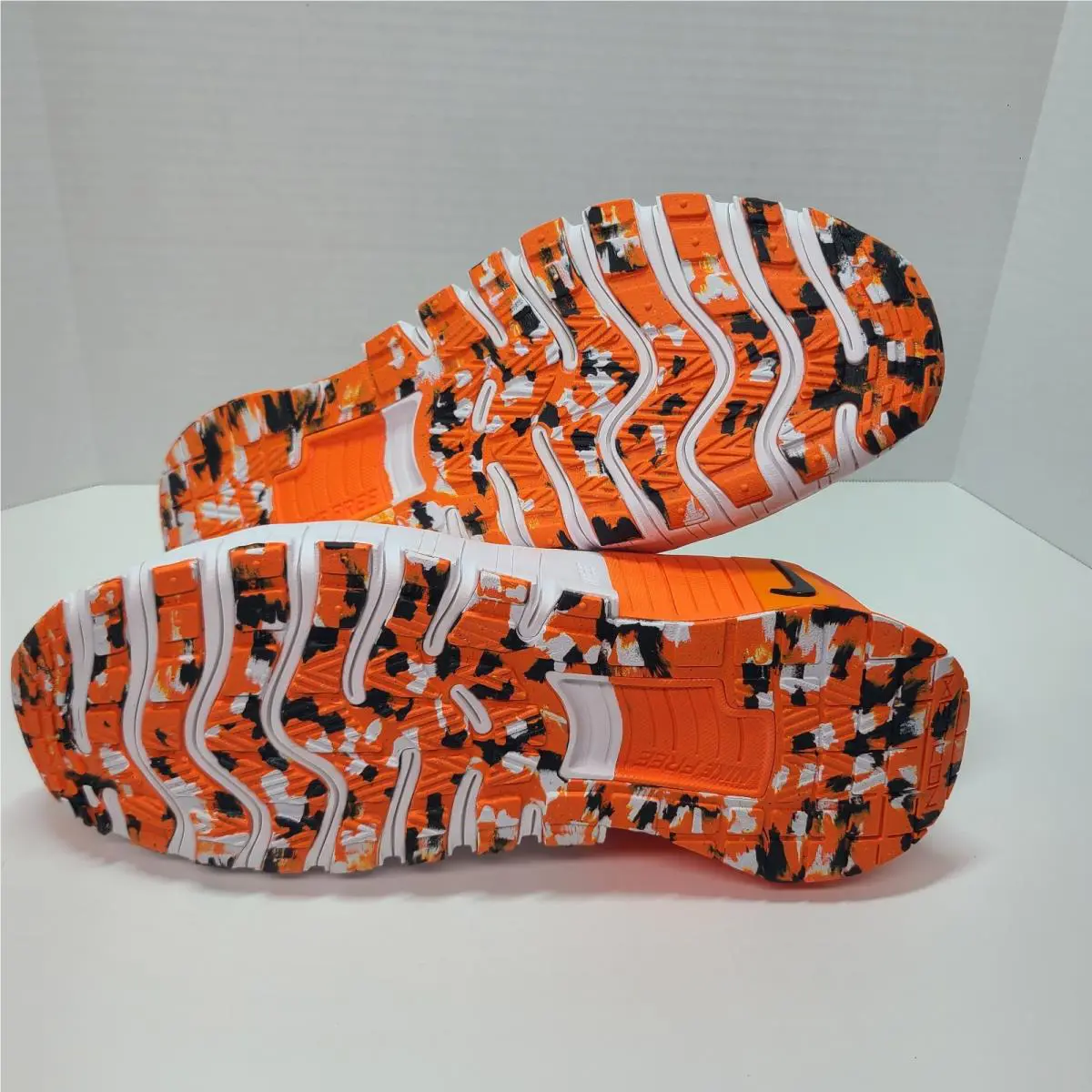 Nike shoes - Nike Free Metcon - Free Metcon - FJ7127-106 - White/Black-Safety Orange (UPC: 198486841818) 17
