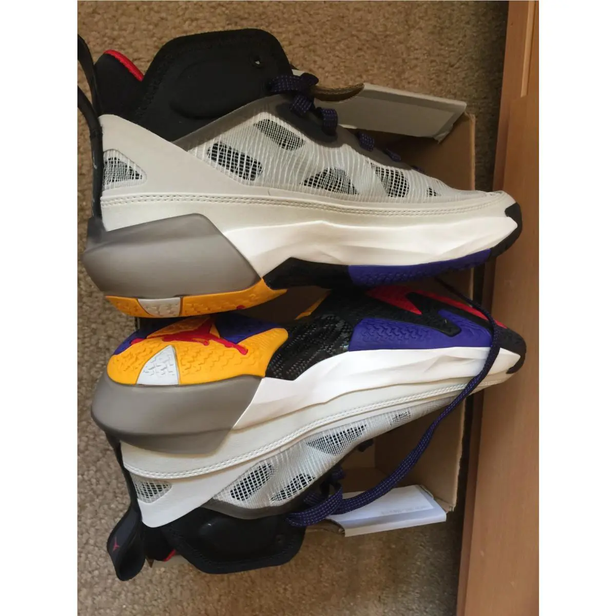 Nike shoes - White 6