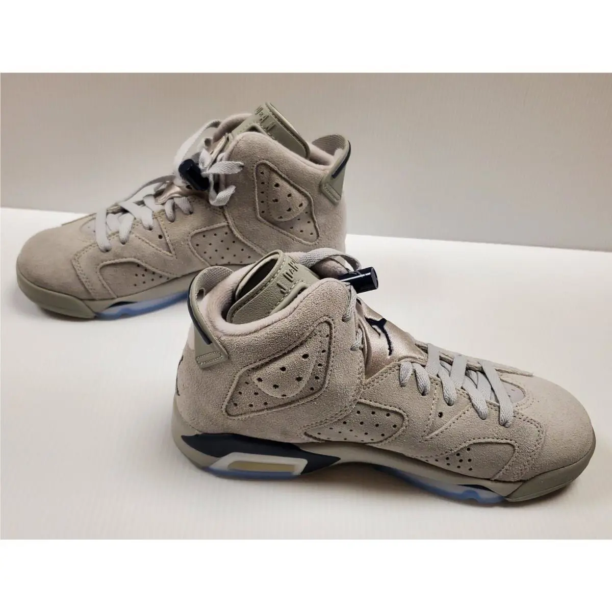Nike shoes - Air Jordan 6 - Air - CT8529-012 - Gray 1