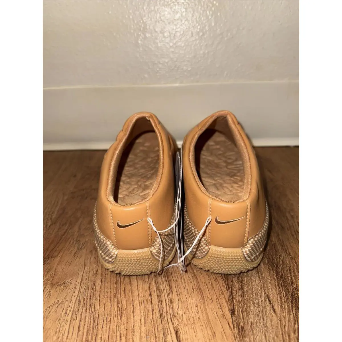 Nike shoes - Tan 0