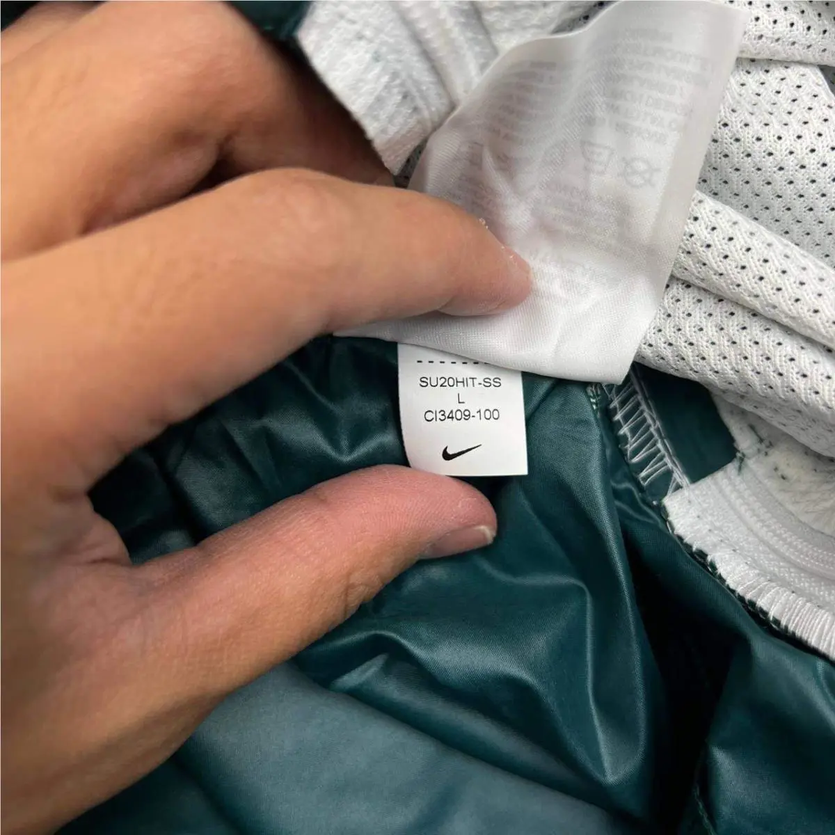 Nike clothing - Green 5