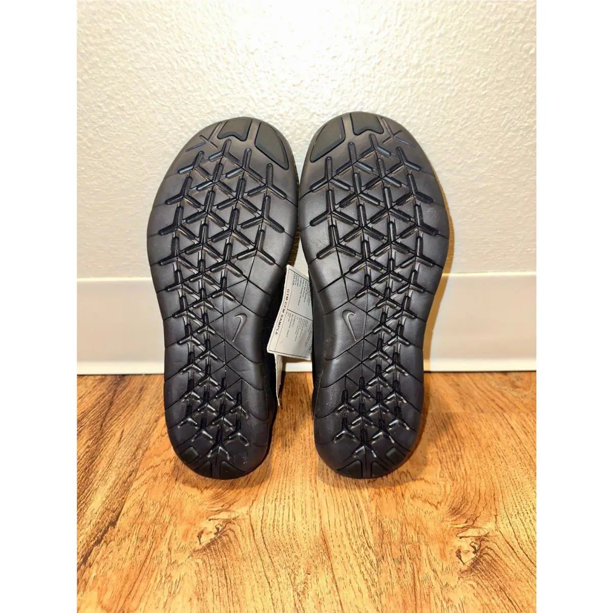 Nike shoes - Black 3