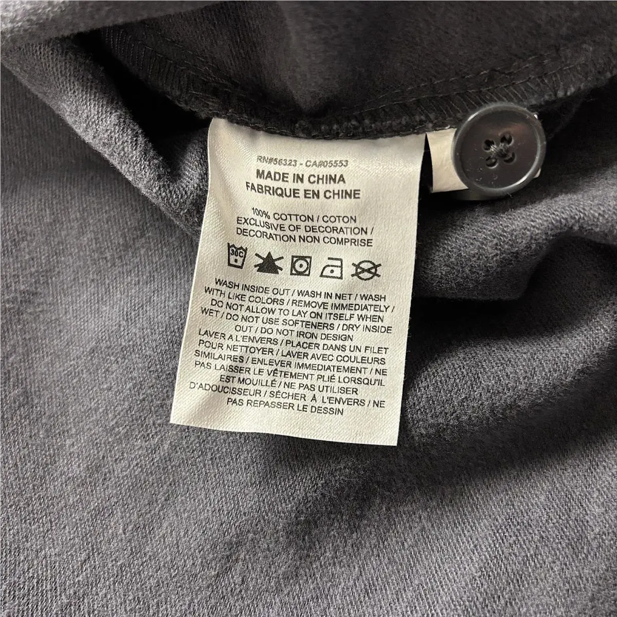 Nike clothing - Black (UPC: 197600964600) 4
