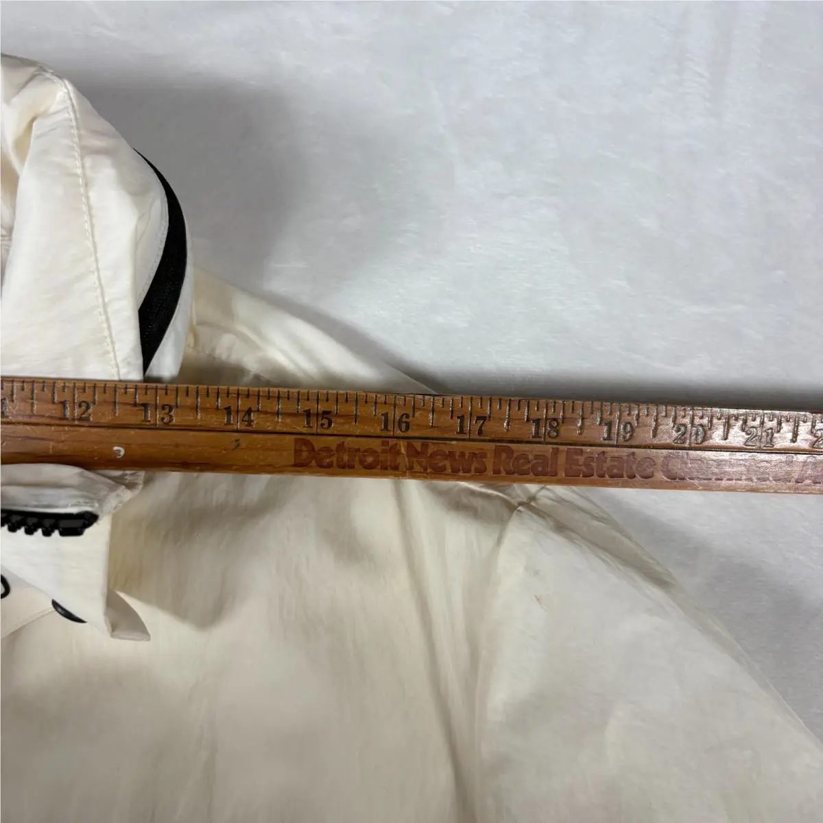 Nike clothing - AT4570-133 - AT4570-133 - White 8