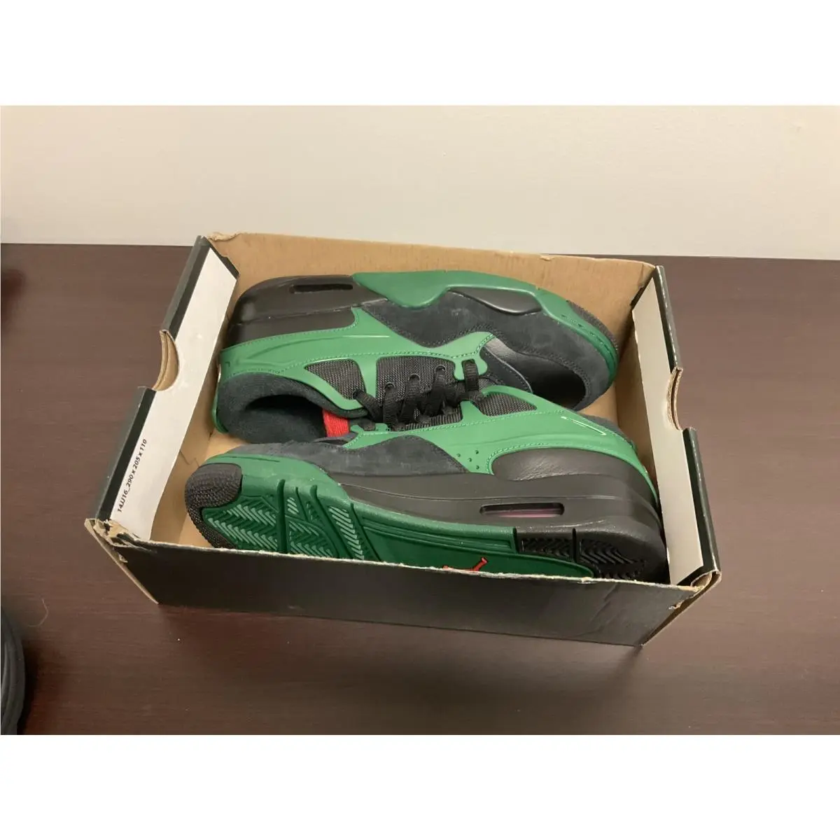 Nike shoes - Air Jordan 4 - Air - Black/Varsity Red/Gorge Green 7