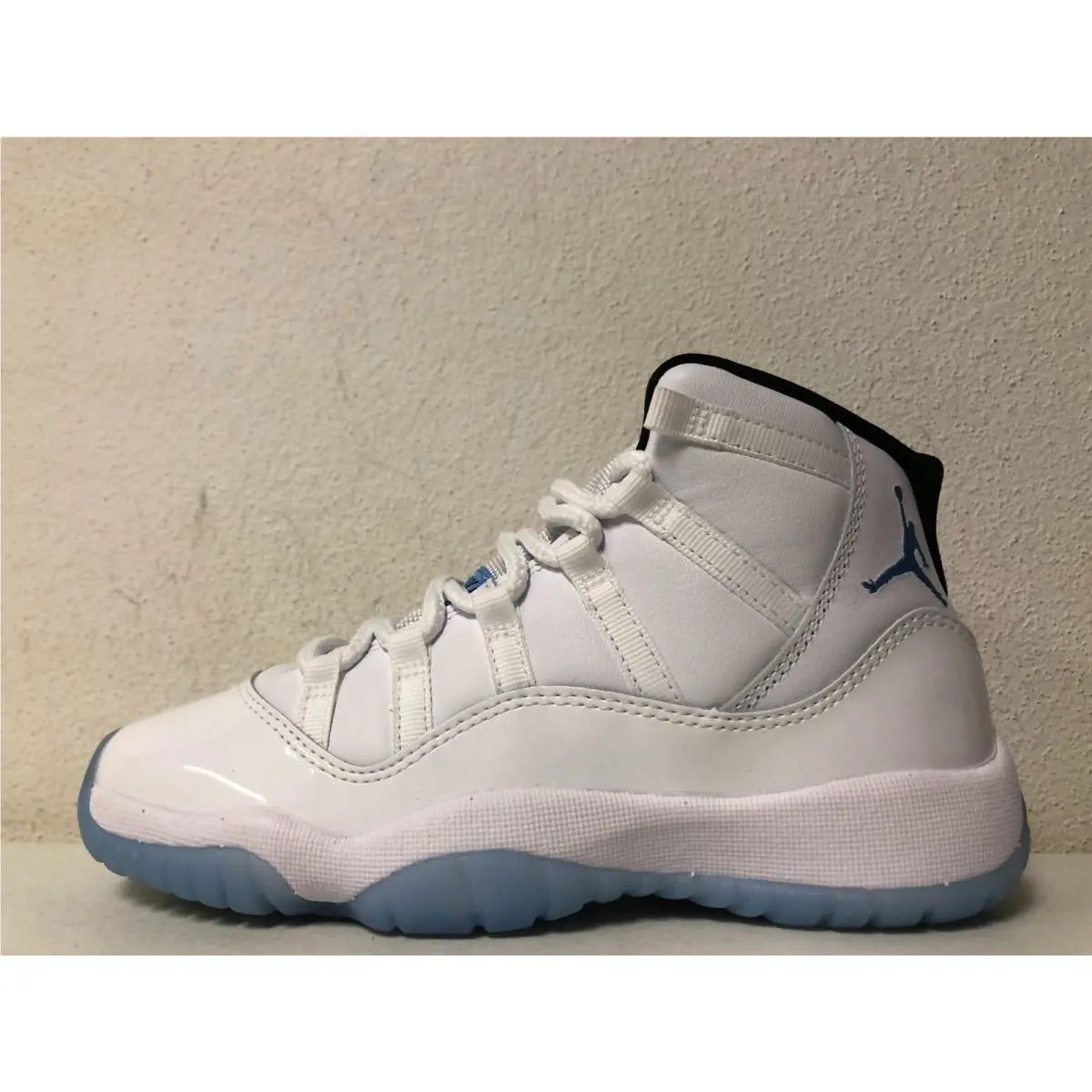 Nike shoes - Air Jordan 11 - Air - White/Legend Blue-Black (UPC: 197601083188) 0