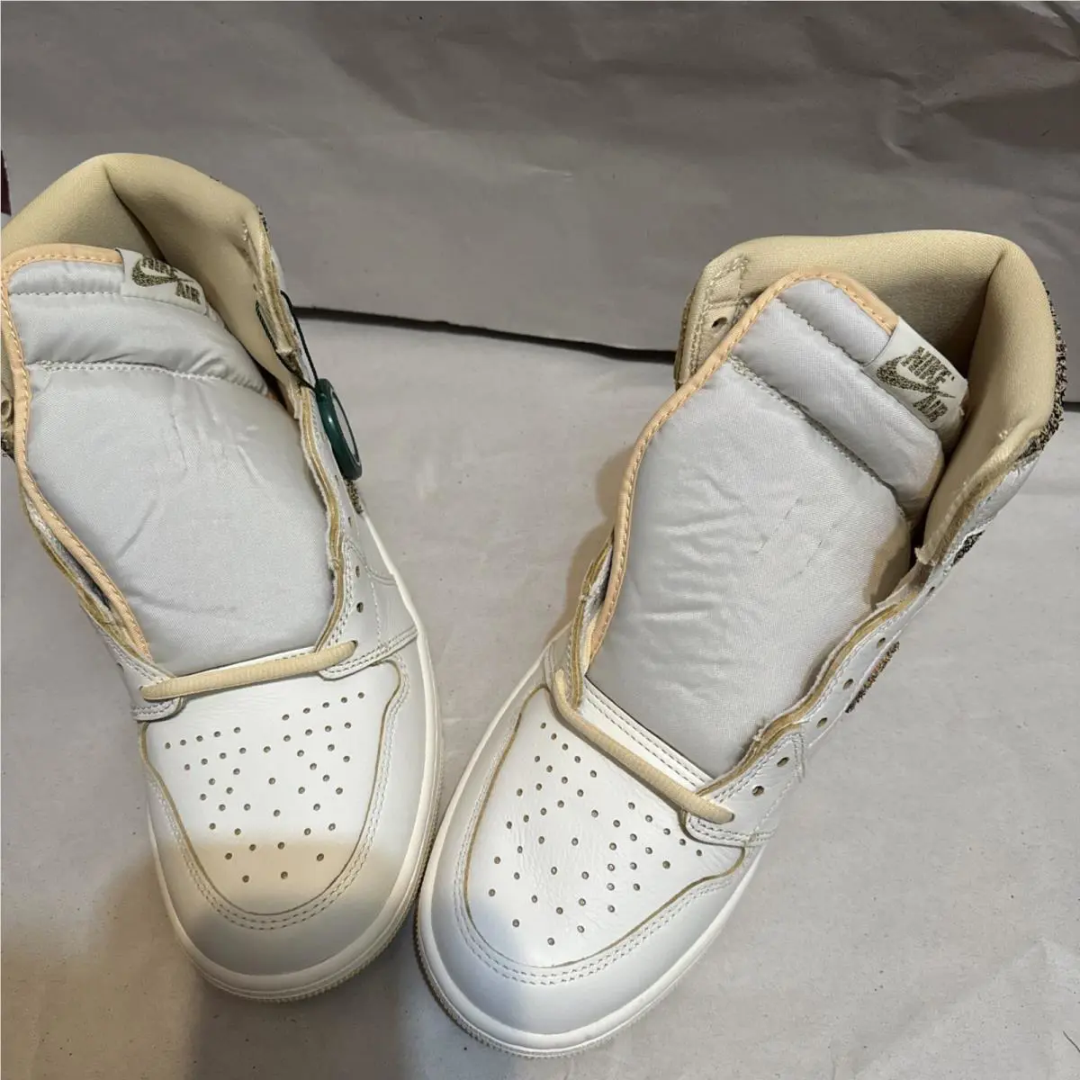 Nike shoes - Nike Air Jordan 1 Retro Hi OG Craft - Ivory 2