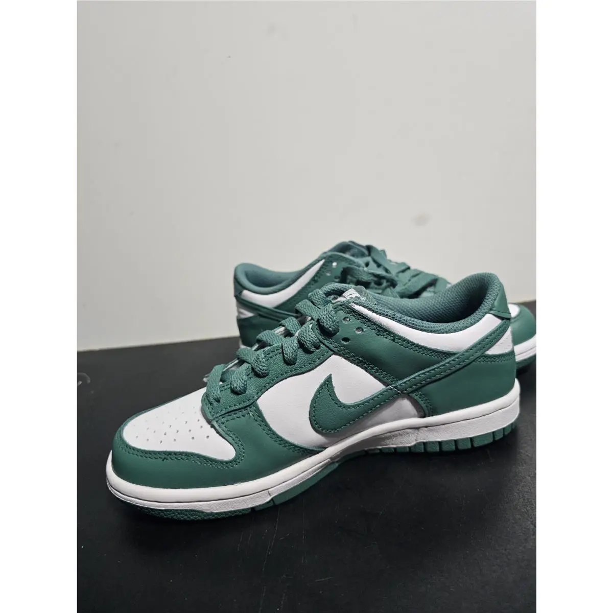 Nike shoes - HF4798-100 - HF4798-100 - Green 4