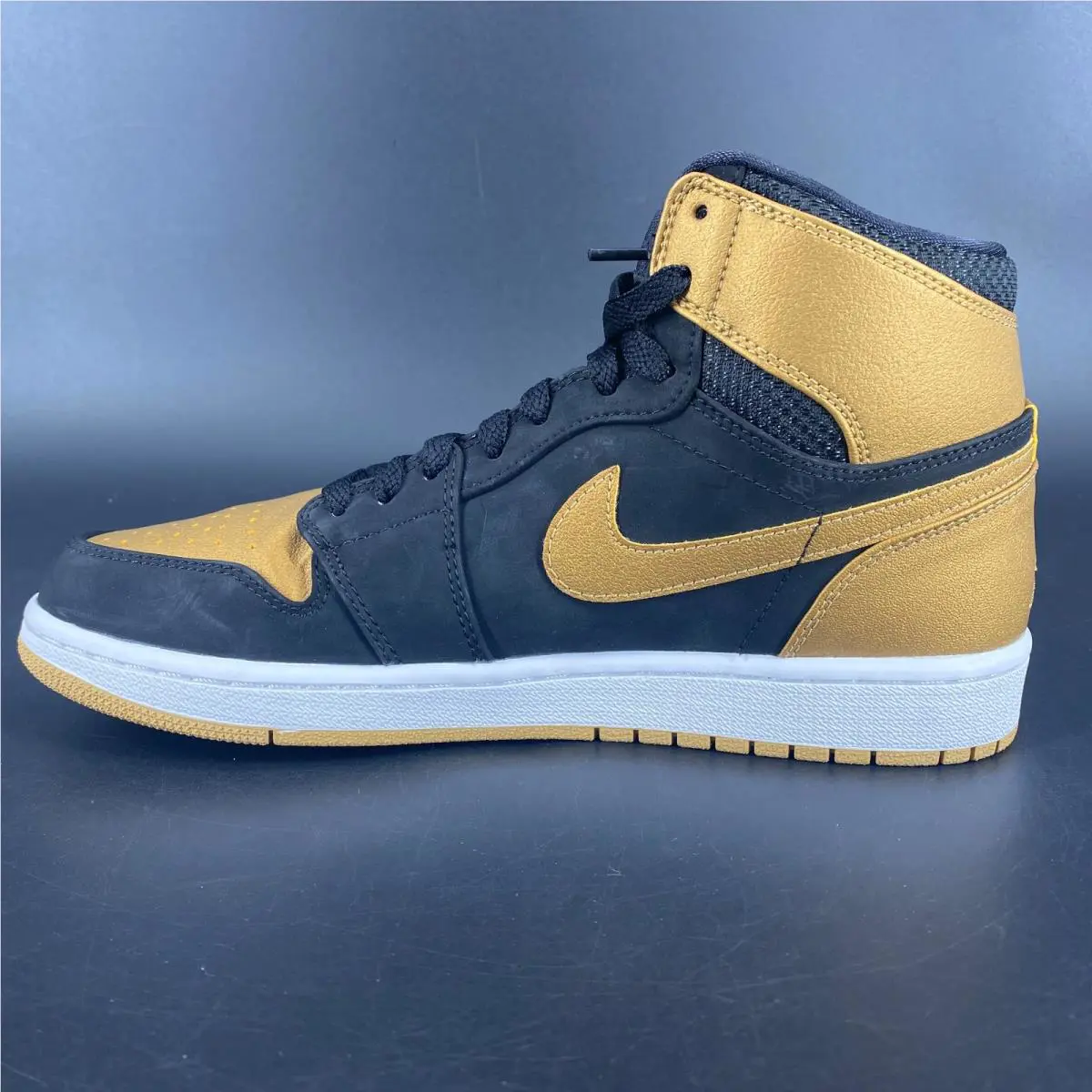 Nike shoes - Gold (UPC: 888408077165) 9