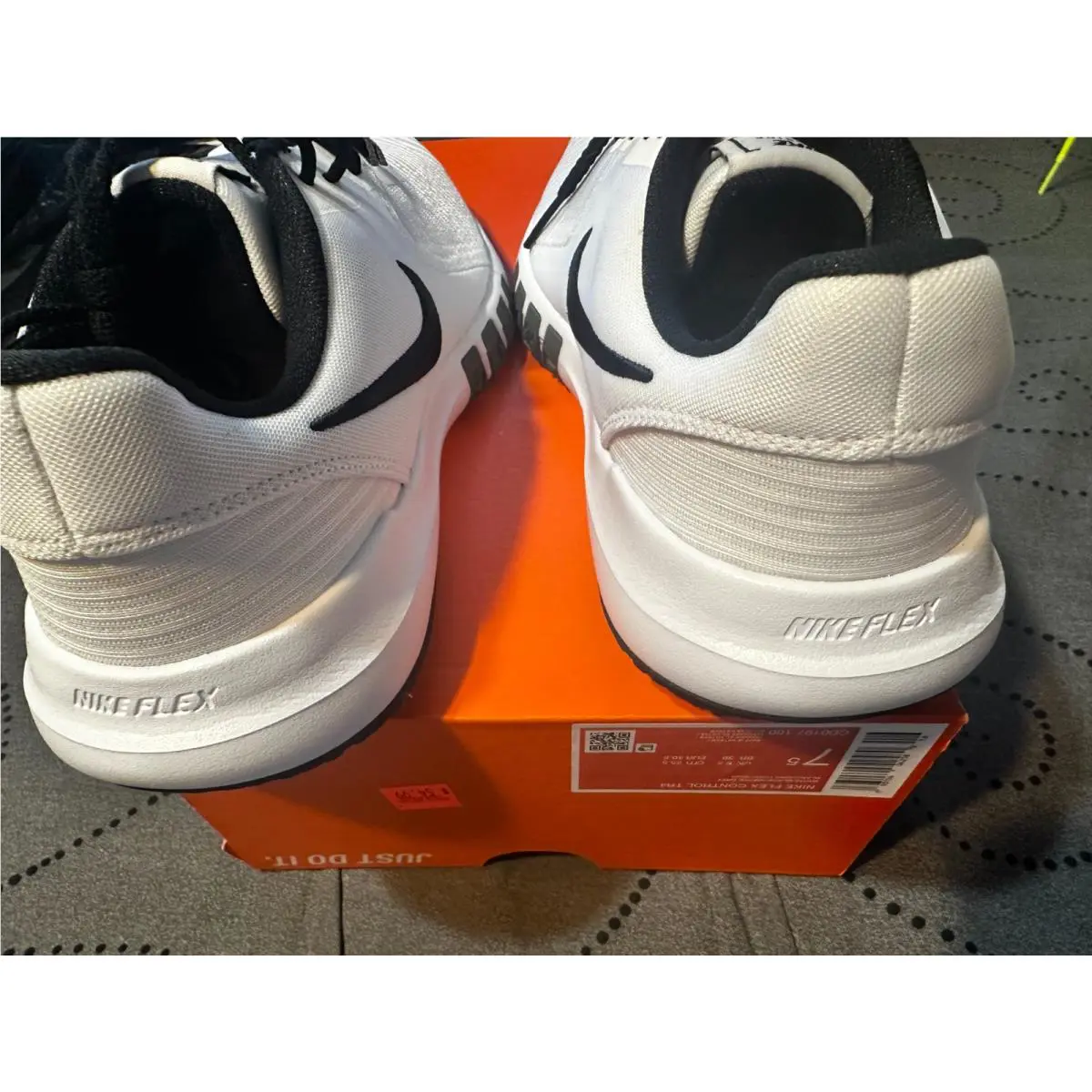 Nike shoes - Nike Flex Control - Flex Control - WHITE + BLACK 1