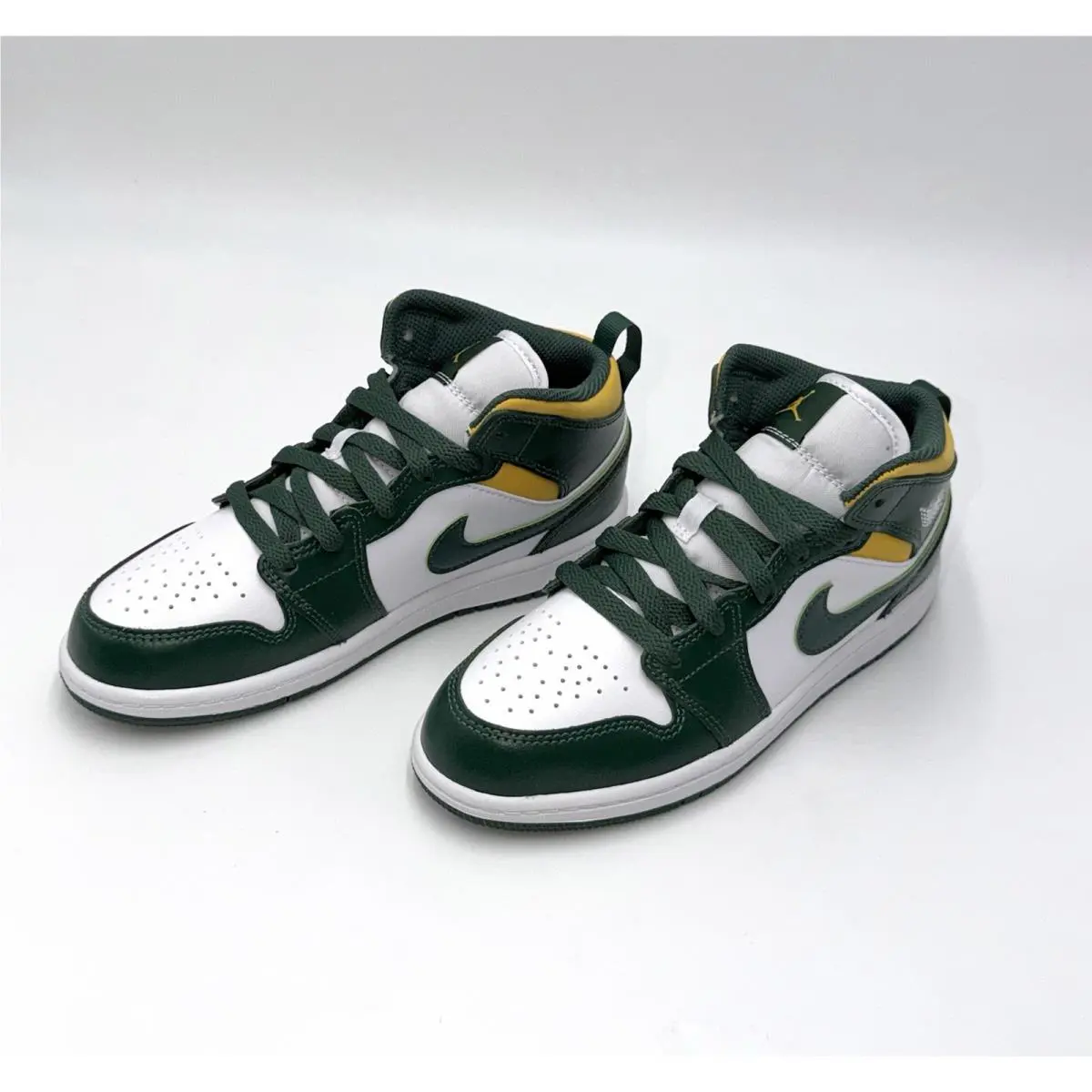 Nike shoes - Air Jordan 1 Mid - Air Mid - White 1