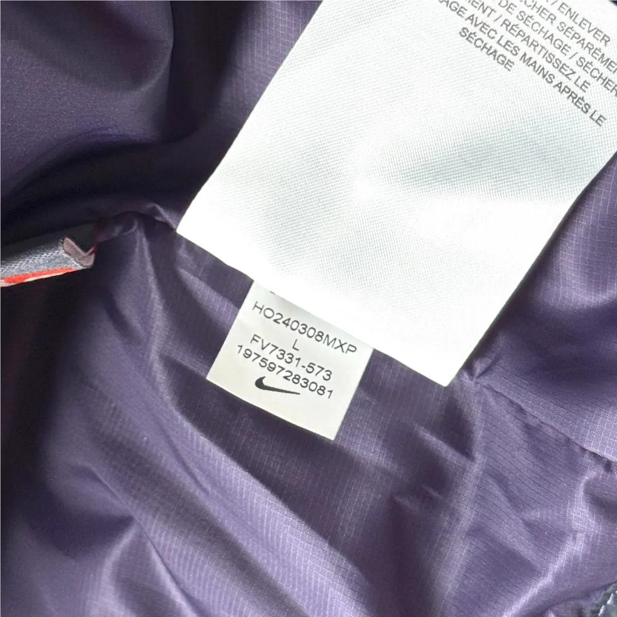 Nike clothing - Purple (UPC: 197597283081) 7
