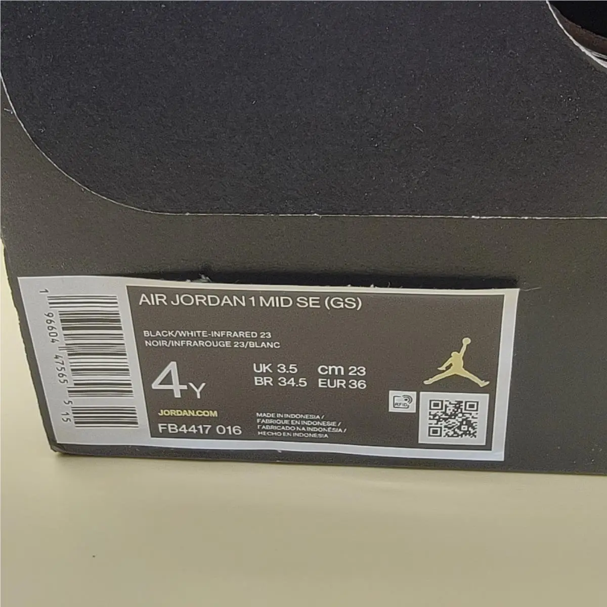 Nike shoes - Air Jordan 1 Mid SE - FB4417 016 - White (UPC: 196604475655) 0