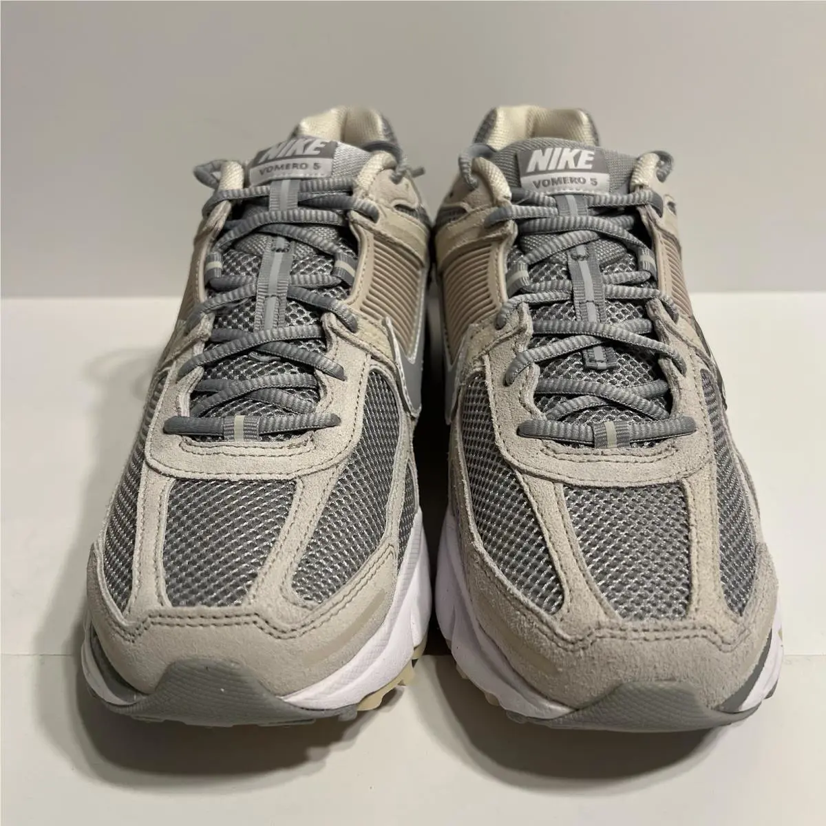 Nike shoes - Nike Zoom Vomero - Zoom Vomero - Beige 0