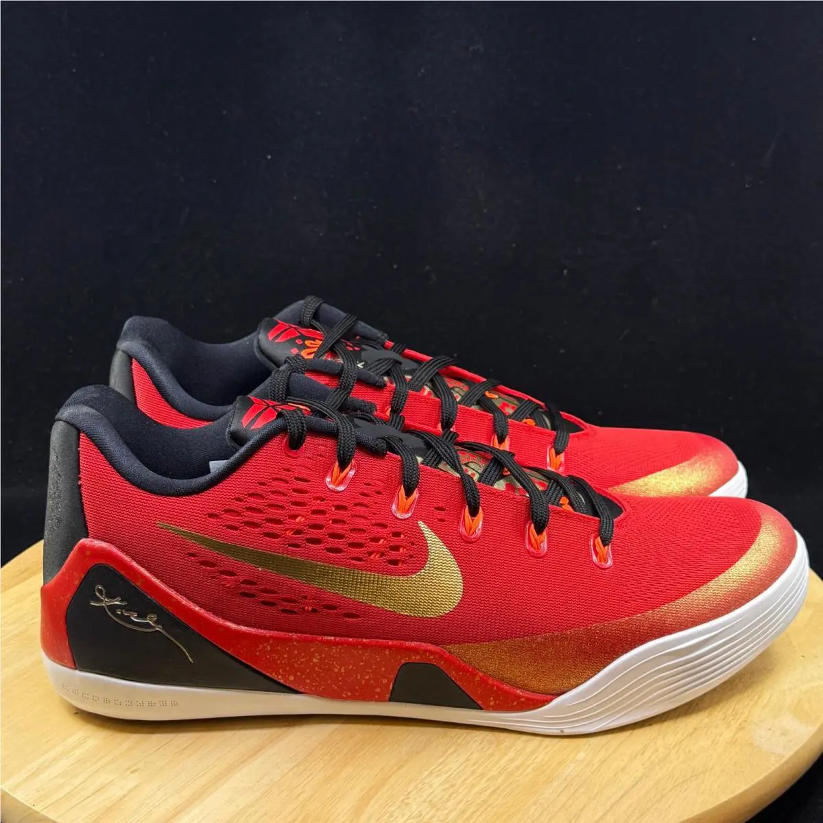 Nike shoes - Red 2