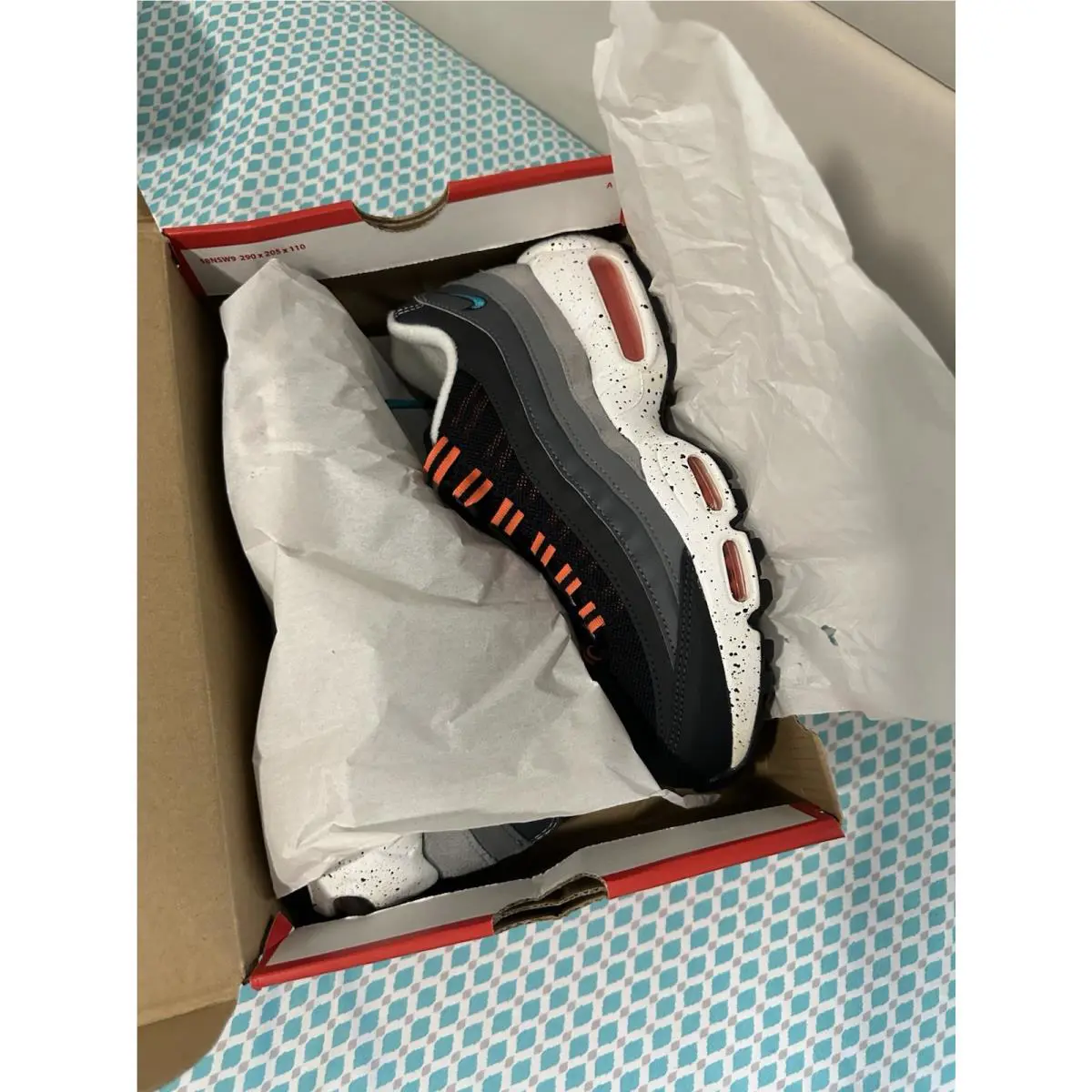 Nike shoes - Black 4