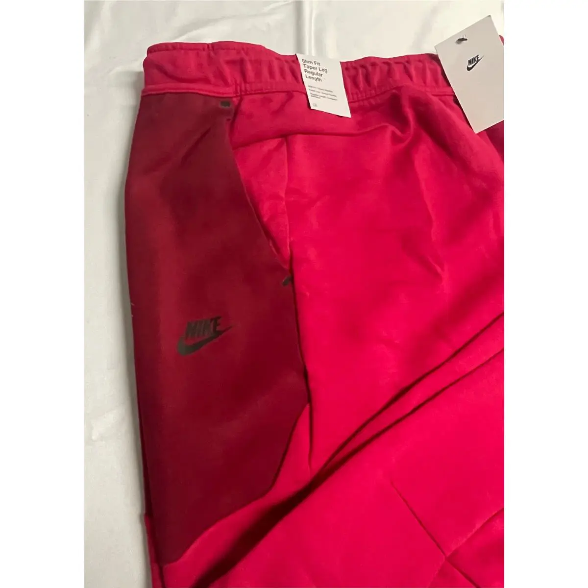 Nike clothing - Berry Red (UPC: 195242880838) 0