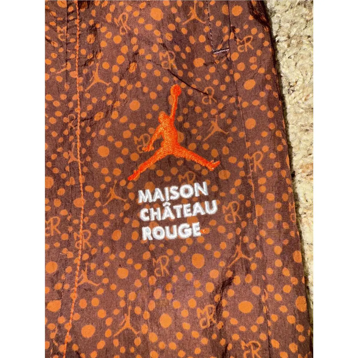 Nike clothing - NA - Brown 2