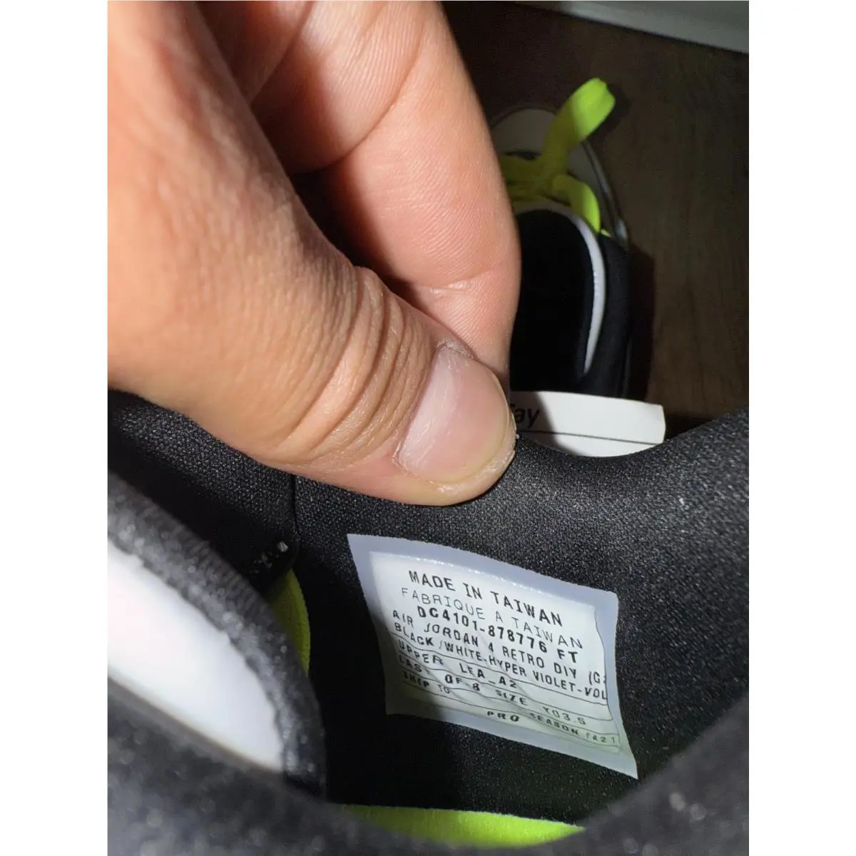 Nike shoes - White 12