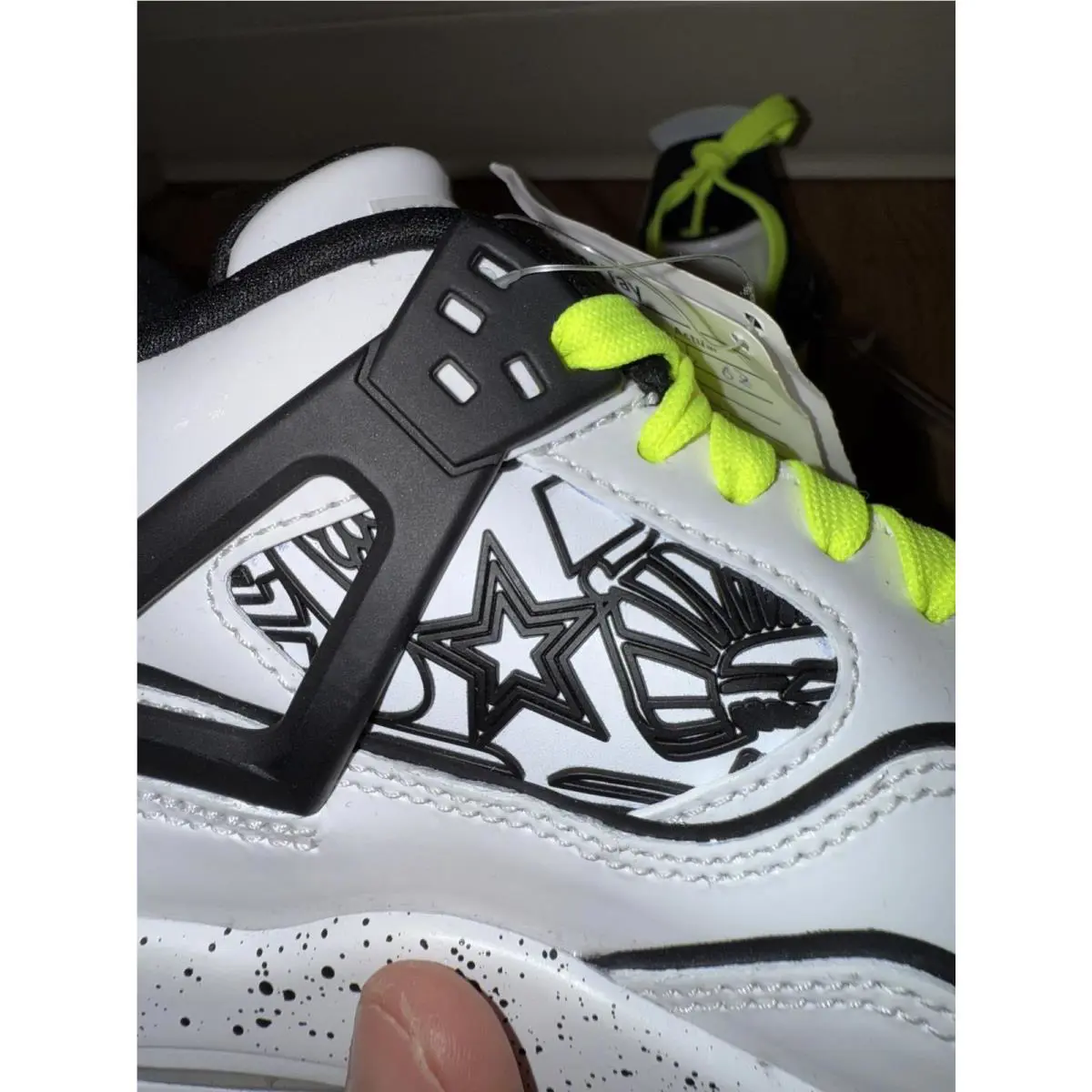 Nike shoes - White 16
