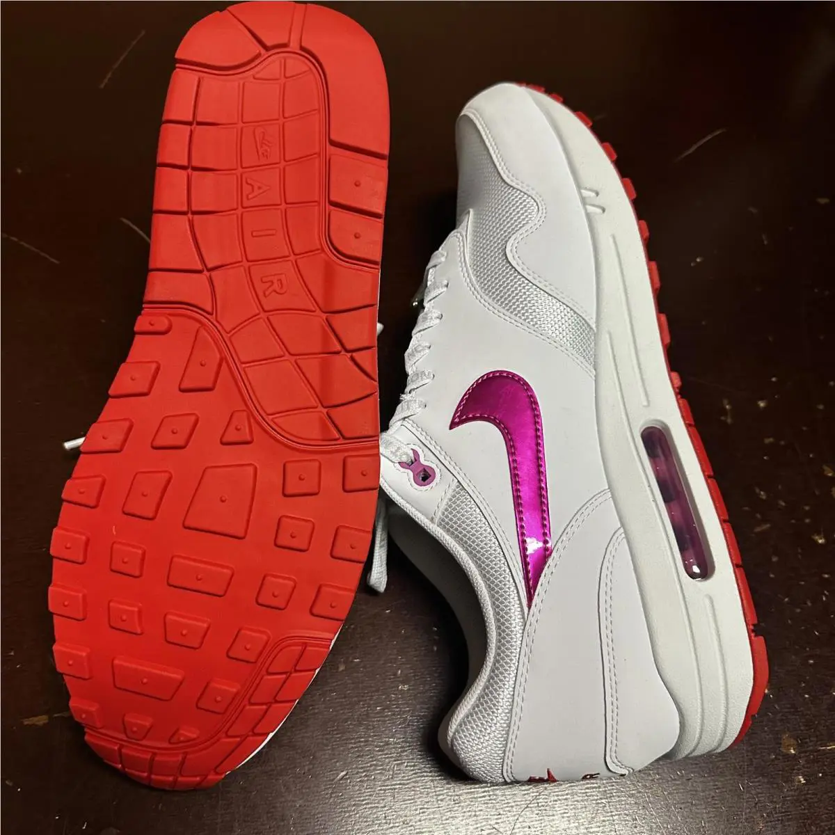 Nike shoes - White 1