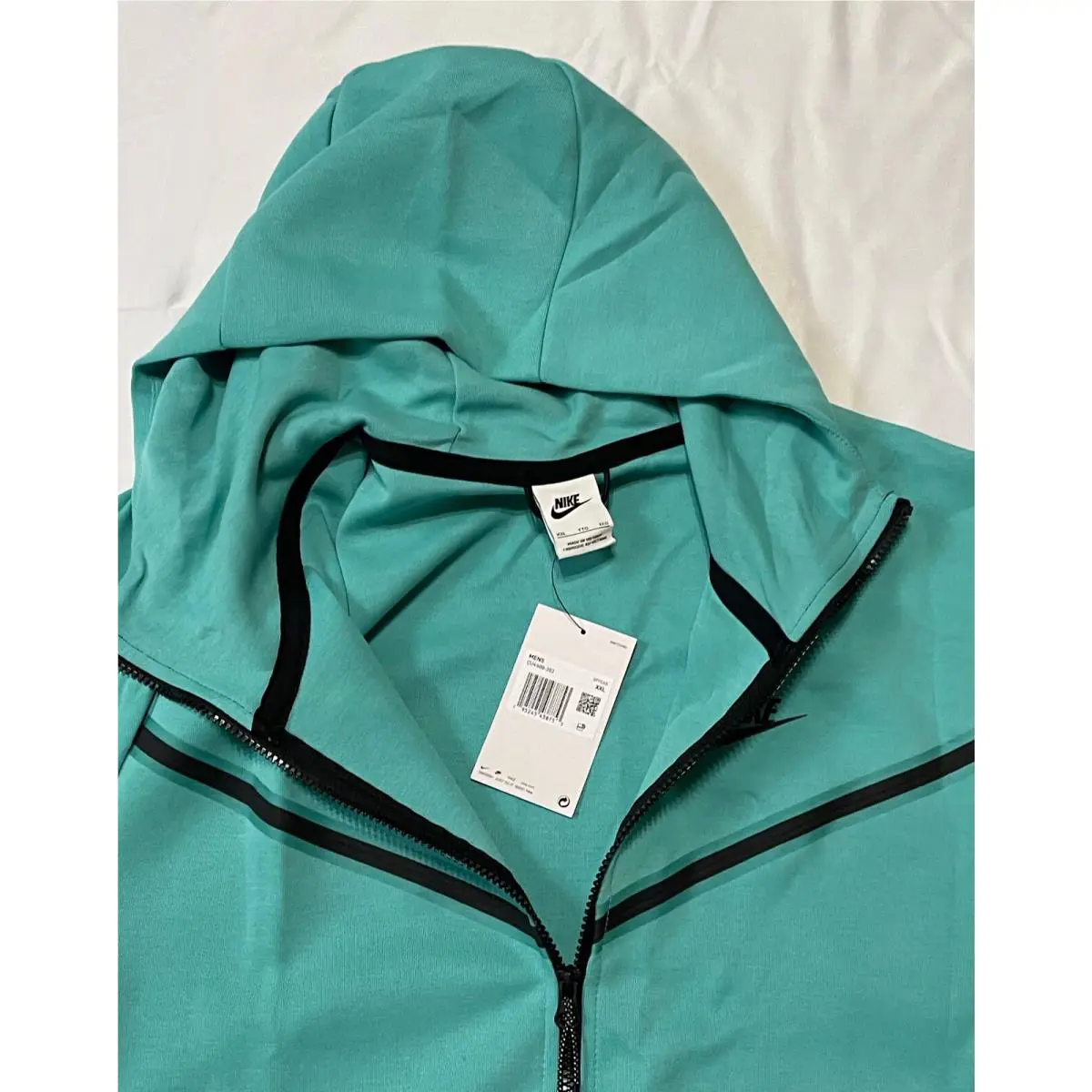 Nike clothing - TEAL (UPC: 195245438753) 5