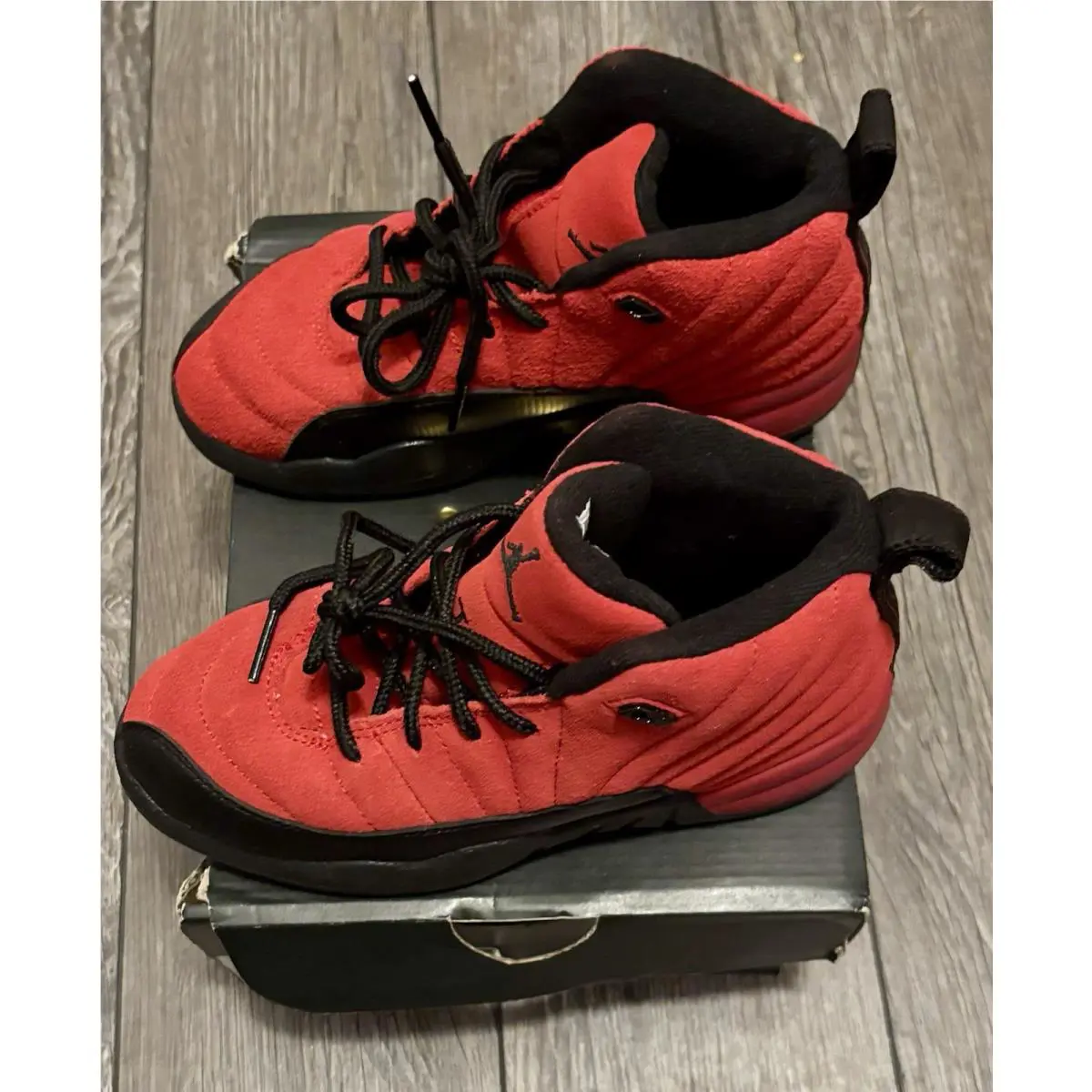 Nike shoes - Air Jordan 12 - Air - Red 3