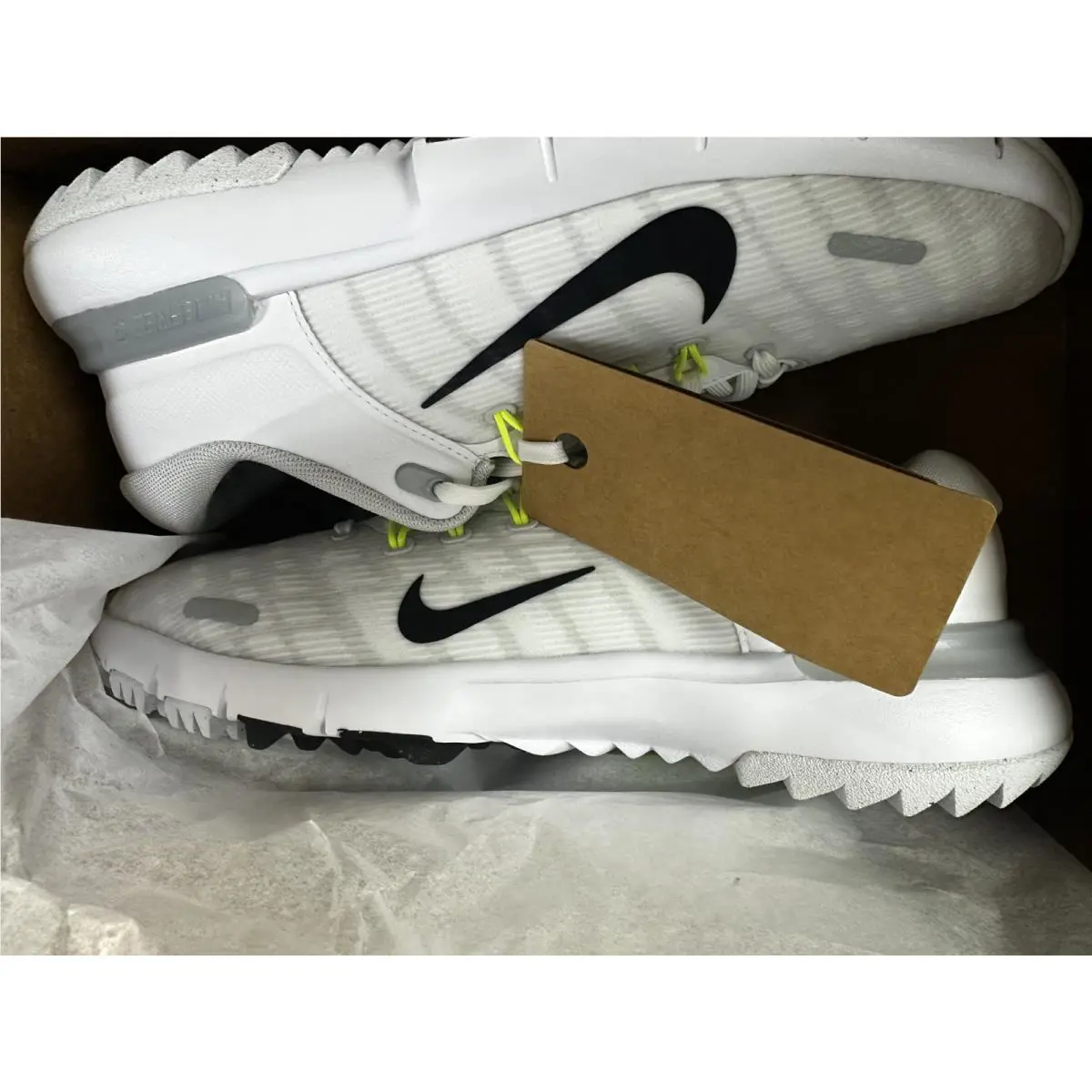 Nike shoes - White/Black/Pure Platinum/Wolf Grey (UPC: 196977644269) 4