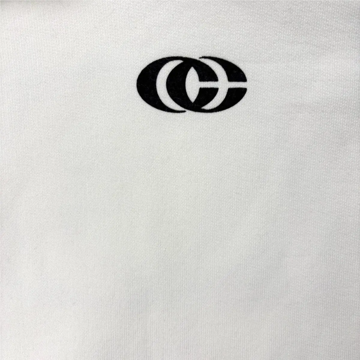 Nike clothing - Sail (UPC: 198726421336) 0