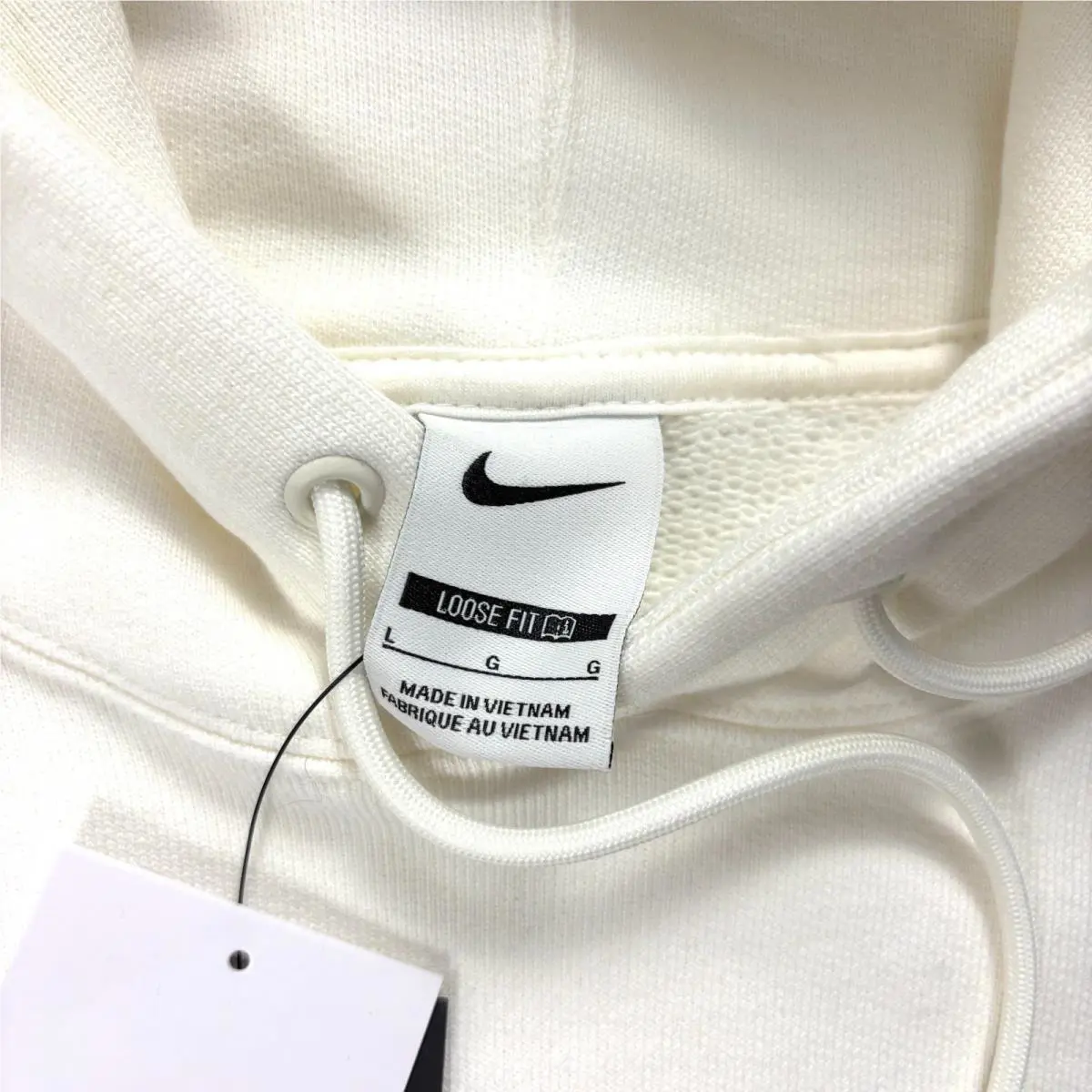Nike clothing - Sail (UPC: 198726421336) 4