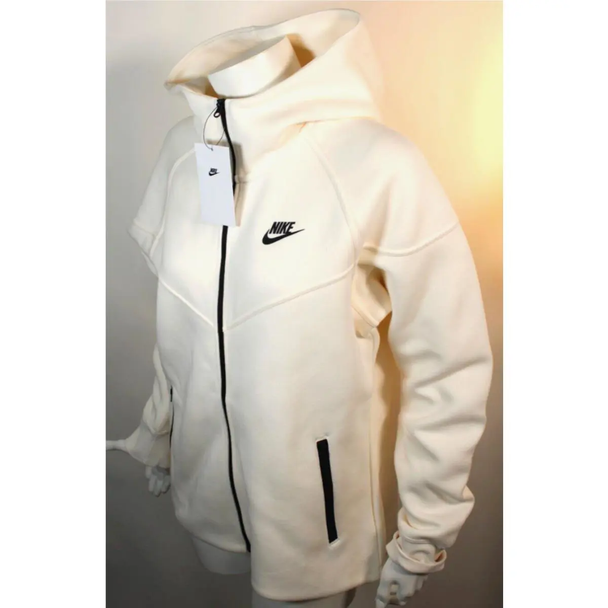 Nike clothing - Ivory White (UPC: 196607985212) 7
