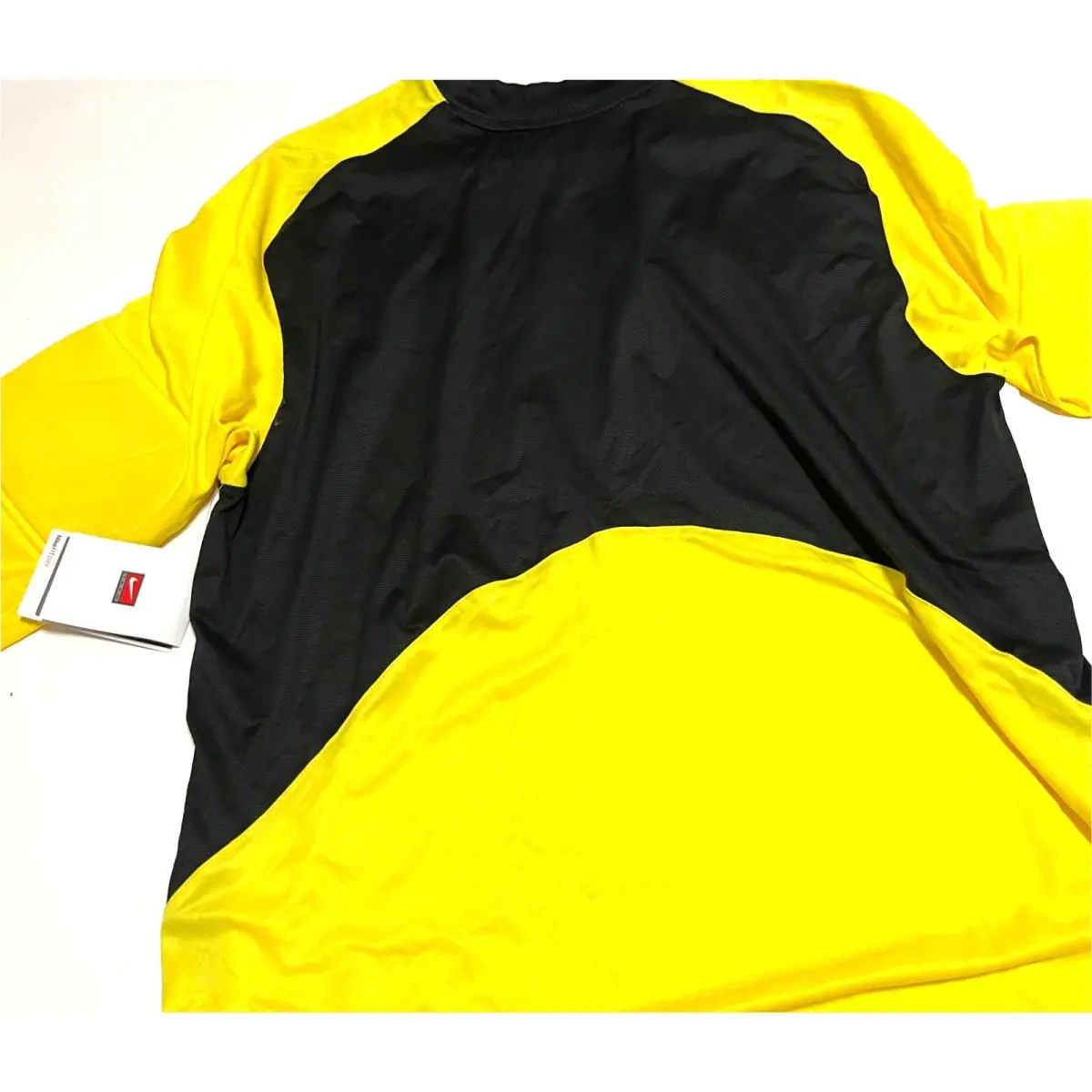 Nike clothing - Yellow 8