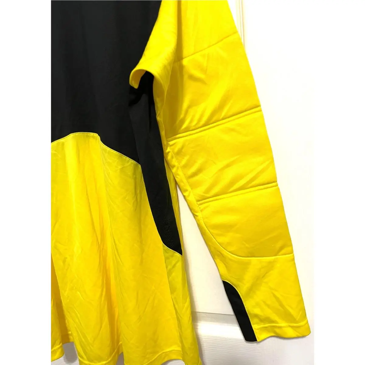 Nike clothing - Yellow 5