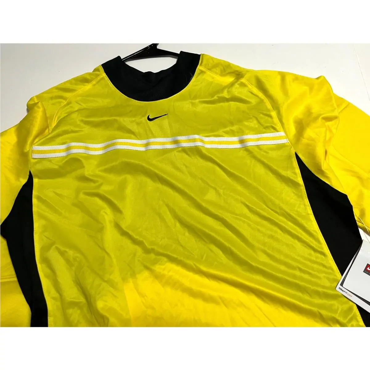 Nike clothing - Yellow 7