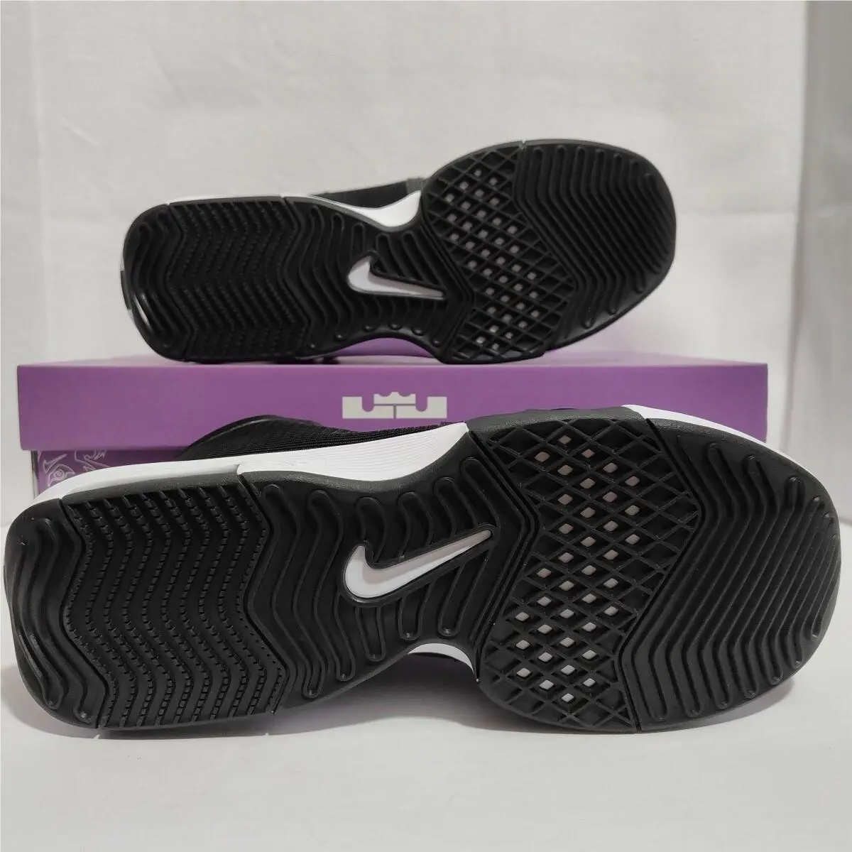 Nike shoes - Nike LeBron Witness - LeBron Witness - FB9944-002 - Black (UPC: 197596277593) 1