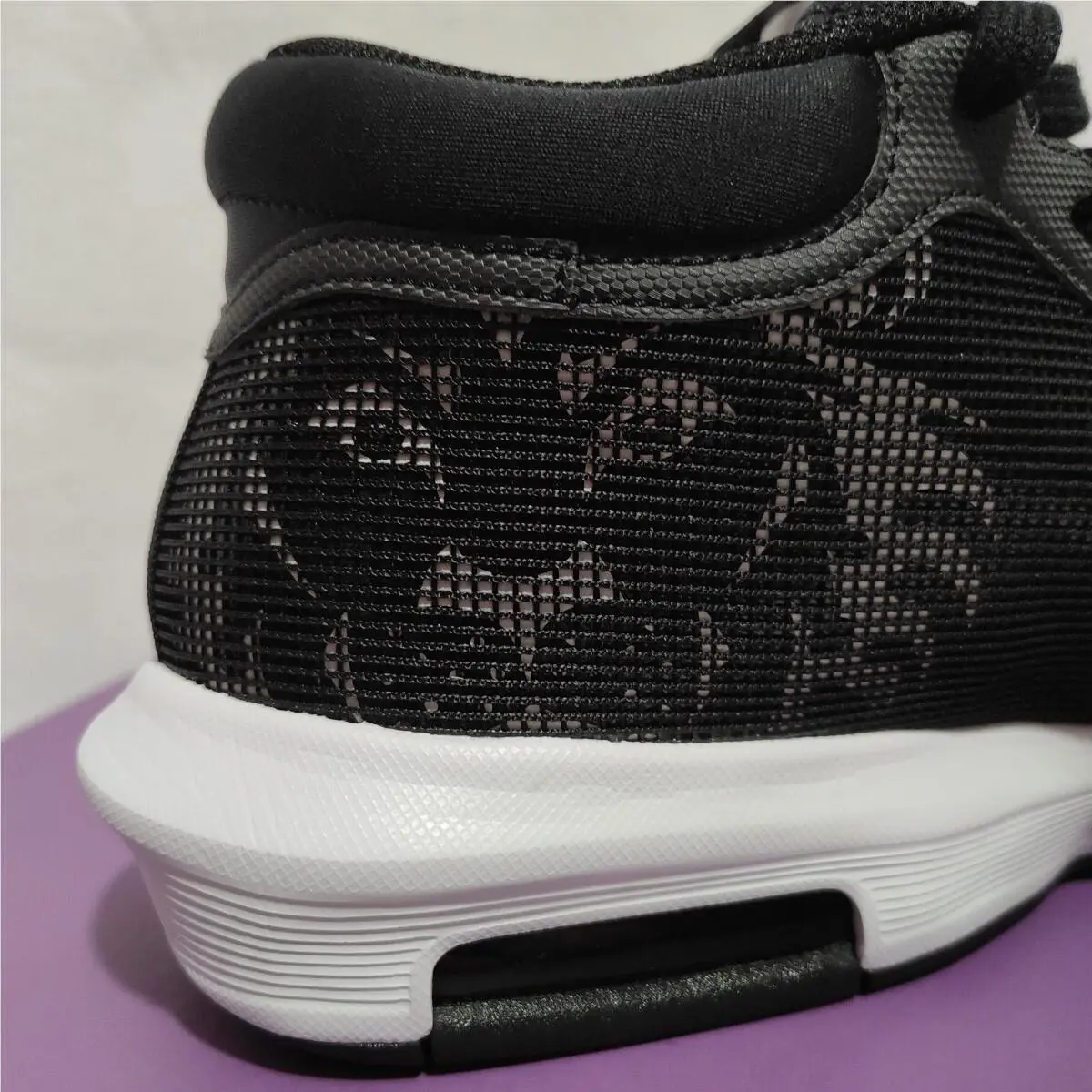 Nike shoes - Nike LeBron Witness - LeBron Witness - FB9944-002 - Black (UPC: 197596277593) 2