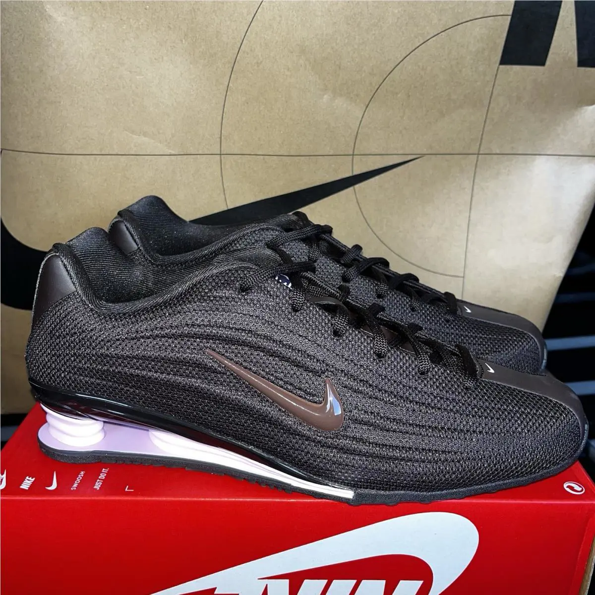 Nike shoes - Nike Shox Z - Shox - HQ7540-200 - Brown 3